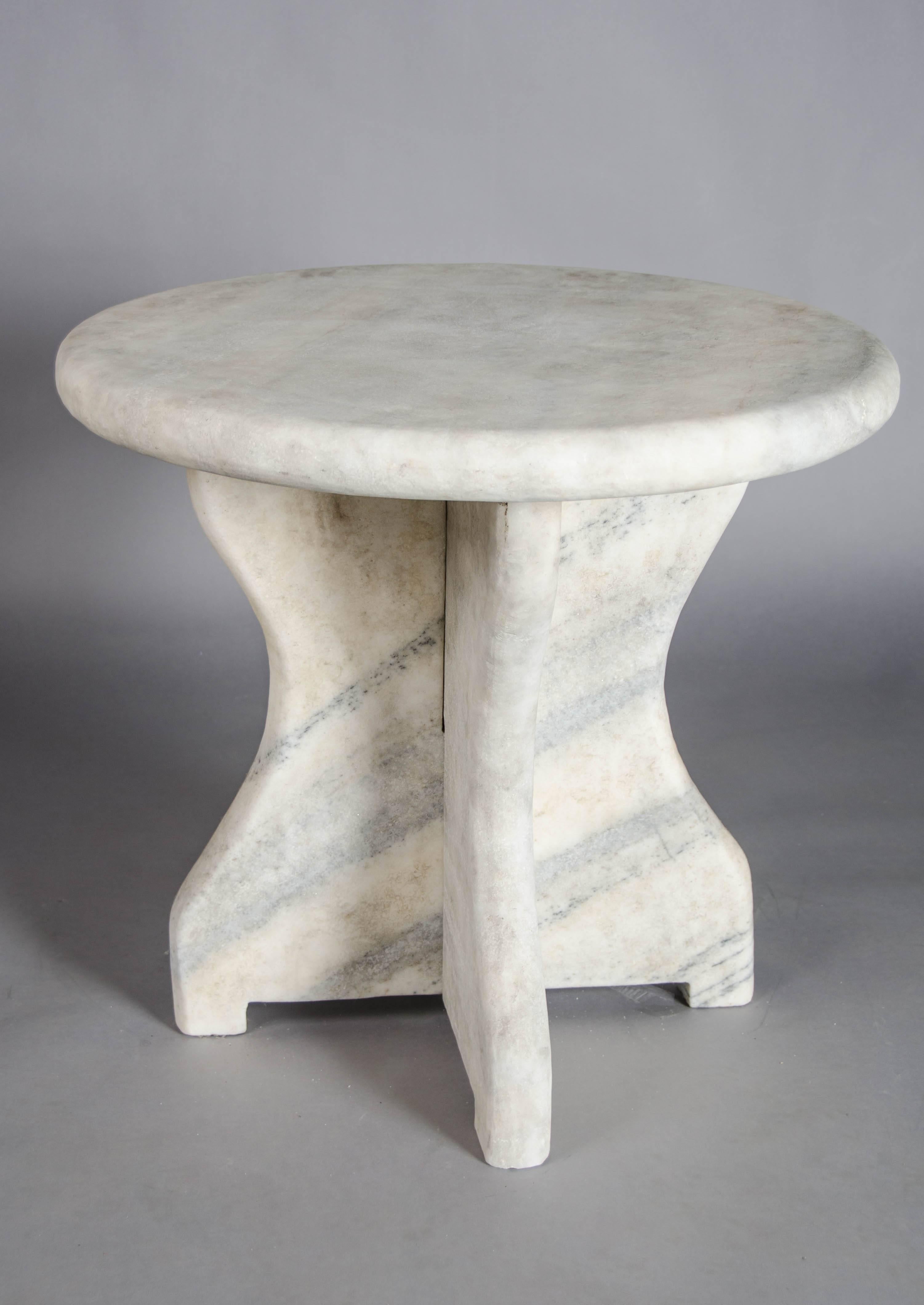 Mallet design table
Han Bai Yu (white marble)
Hand-carved
Limited edition

 