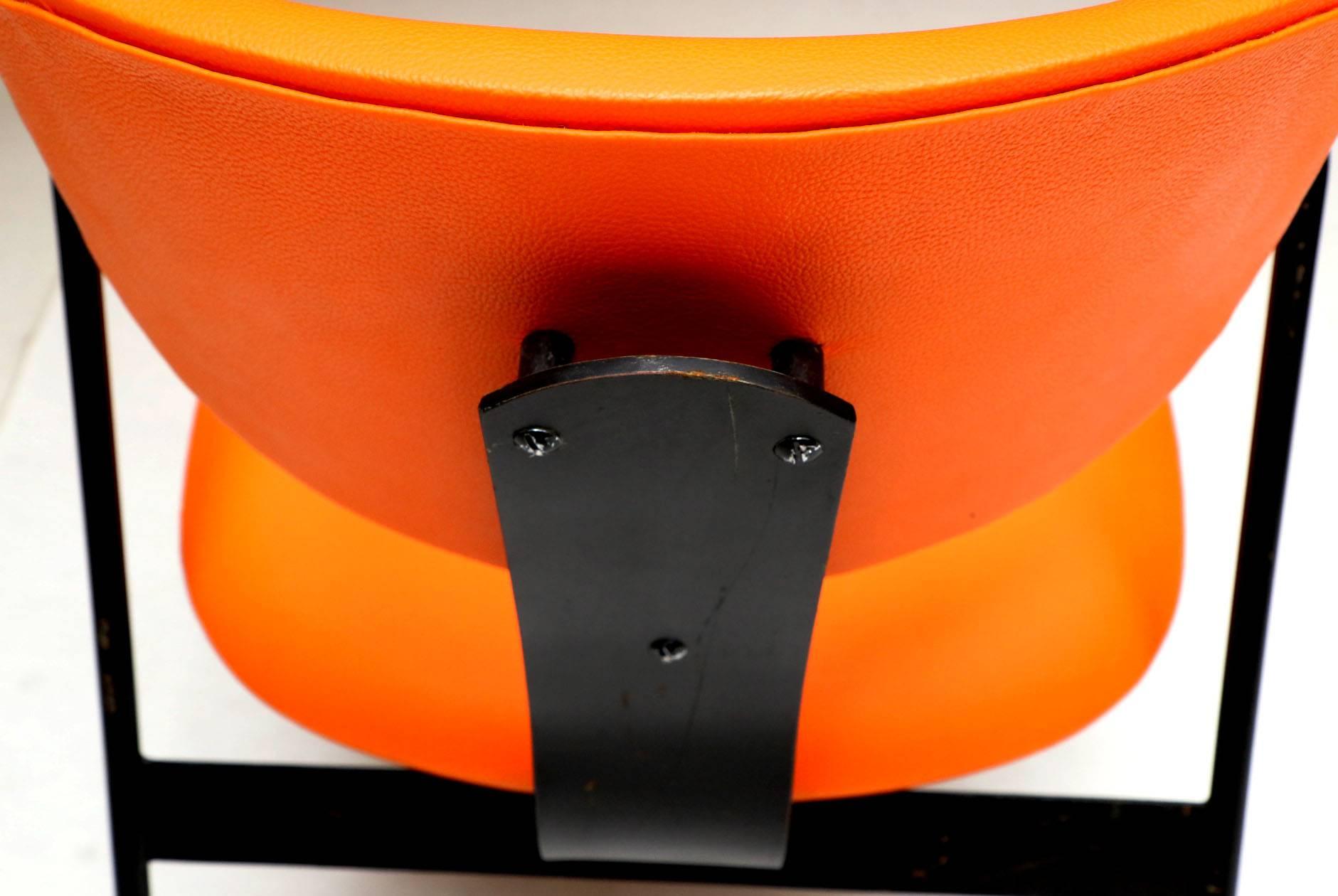 Six Orange Industrial Armchairs F1 by Willy Van Der Meeren for Tubax, Belgium In Good Condition In Ostend, BE