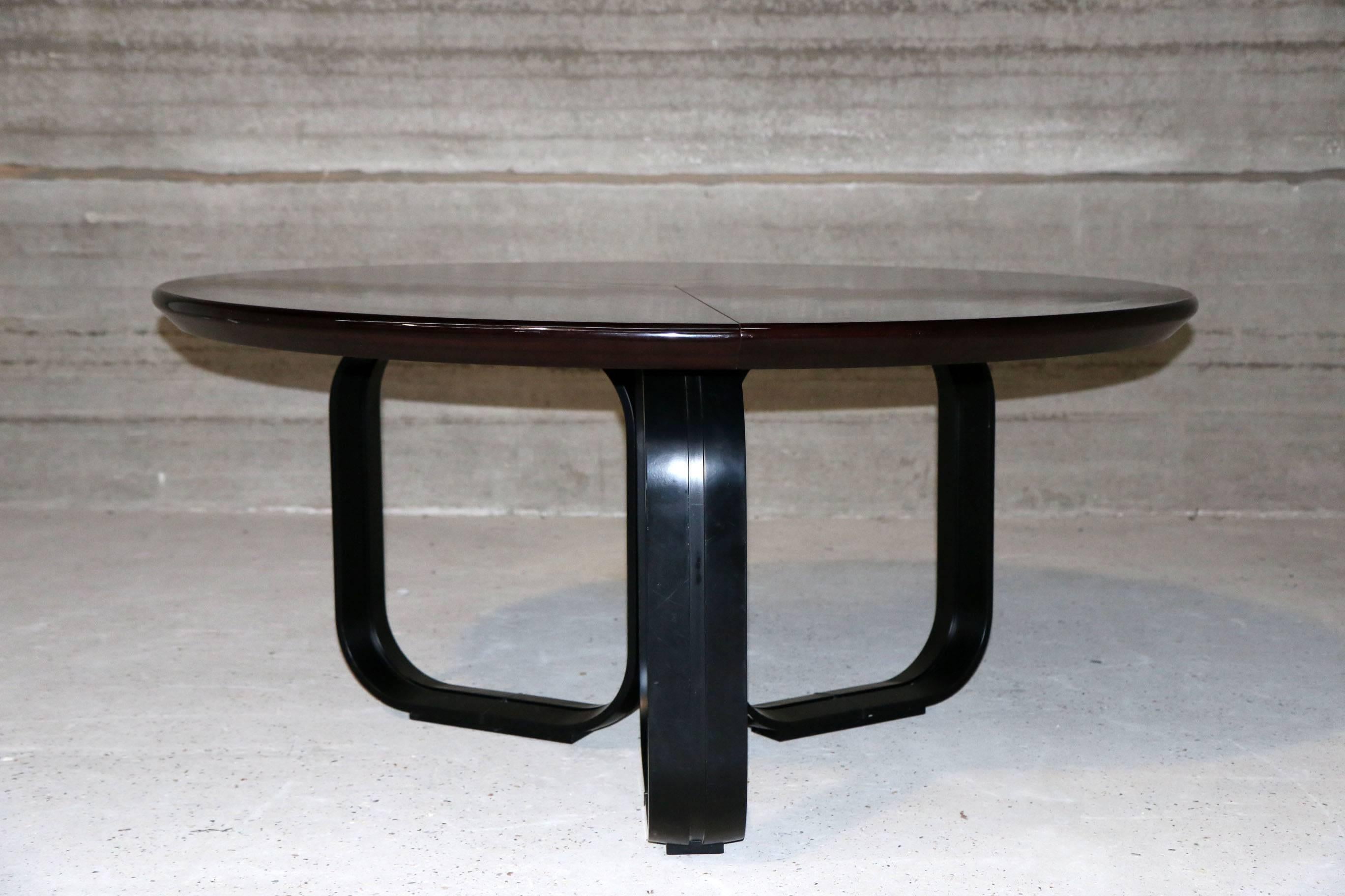 Walnut round table by Ico Parisi for MIM Roma
Can be used as conference table too.
Very solid and heavy. Tabletop and black metal base in very good condition.