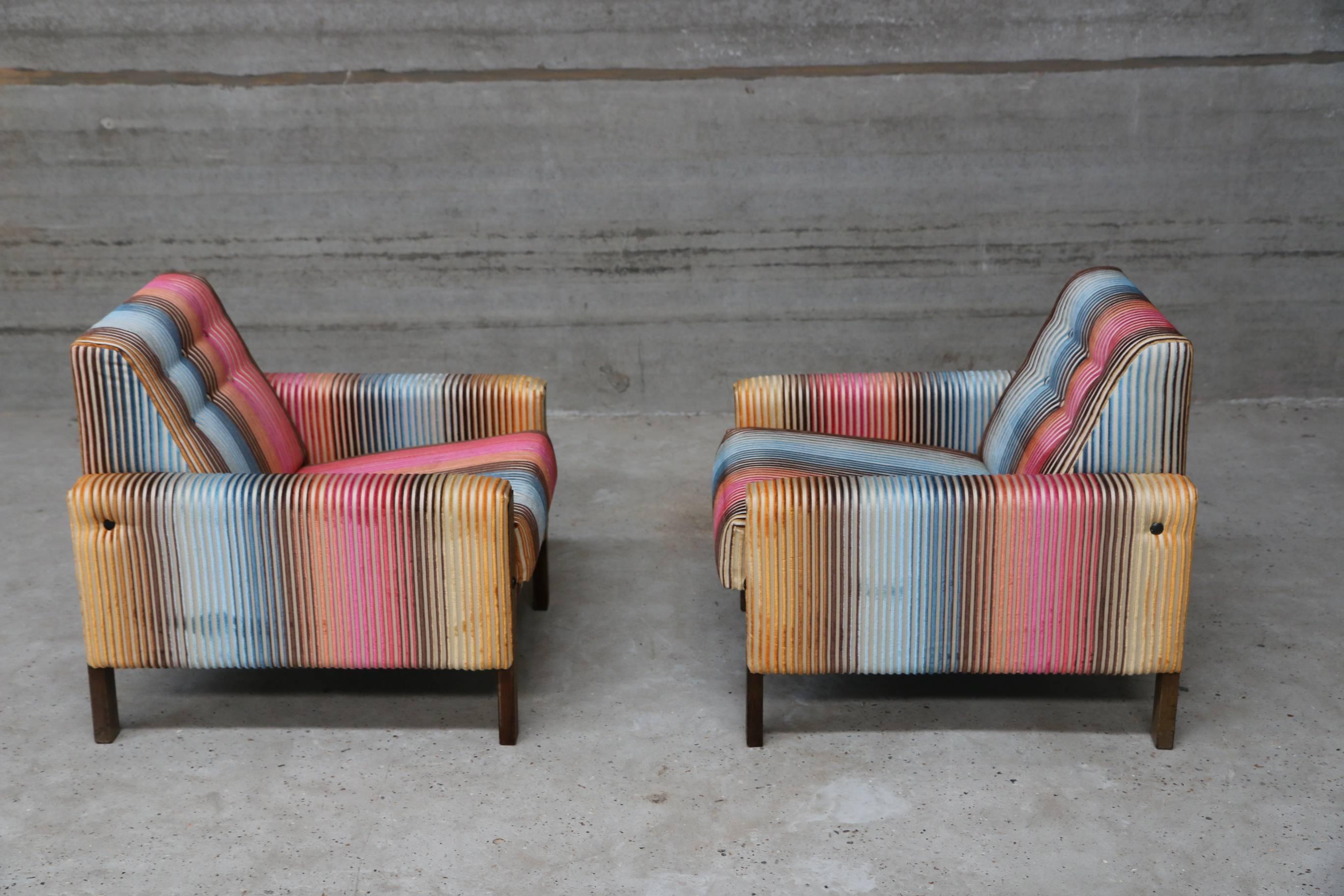 1950s Lounge Armchairs Re-Upholstered in Multicolored Missoni Fabric In Excellent Condition In Ostend, BE