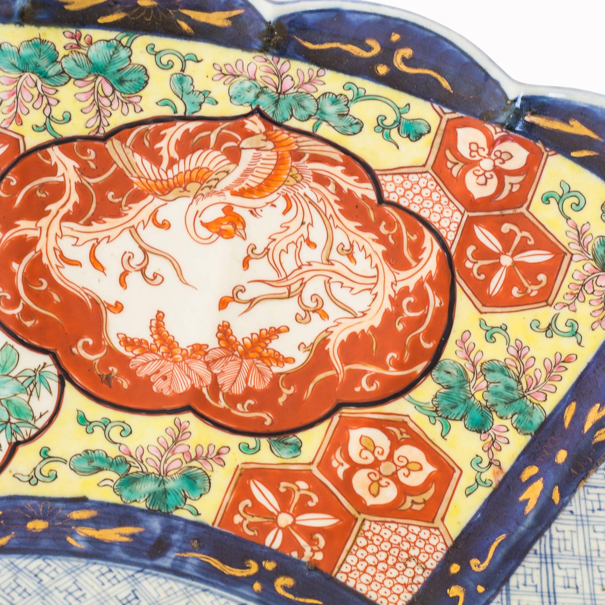 Hand-Painted Massive 64 cm Japanese Meiji Period Imari Porcelain Dish, c. 1890