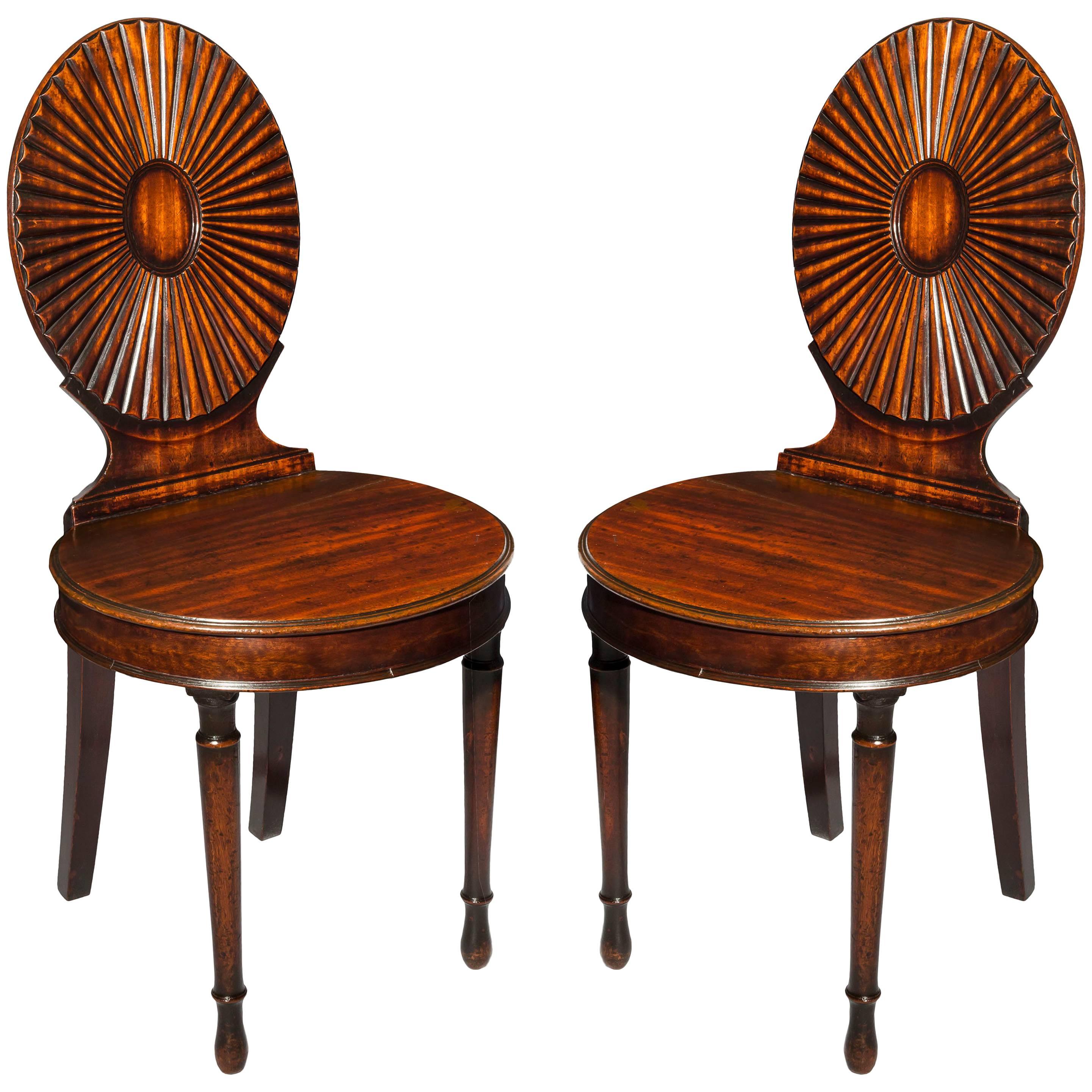 18th Century English Neoclassical Pair of Chairs, circa 1780 2