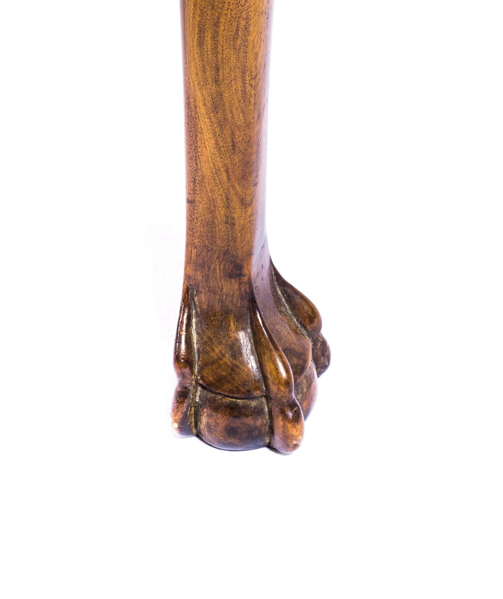 Rare Early 18th Century Country Made Burr Yew Lowboy In Good Condition In Richmond, London