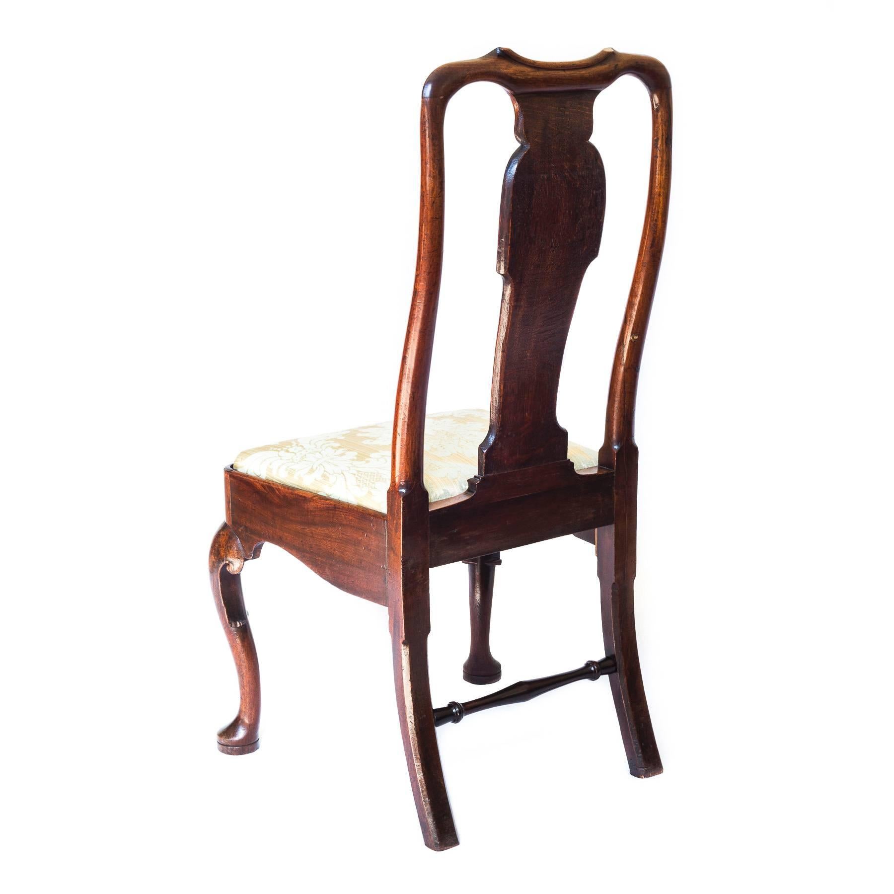 Fine Early 18th Century English Queen Anne George II Mahogany Chair, c. 1730 3