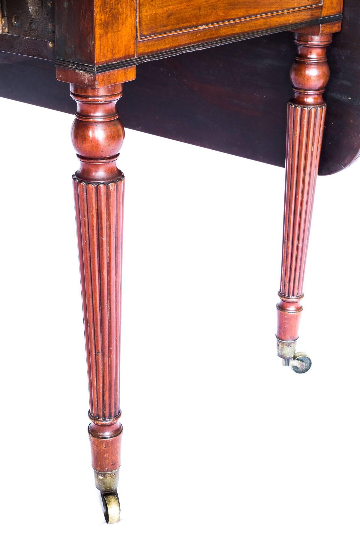 Carved Regency Mahogany and Rosewood Pembroke / Drop-Leaf Table of Gillows Style