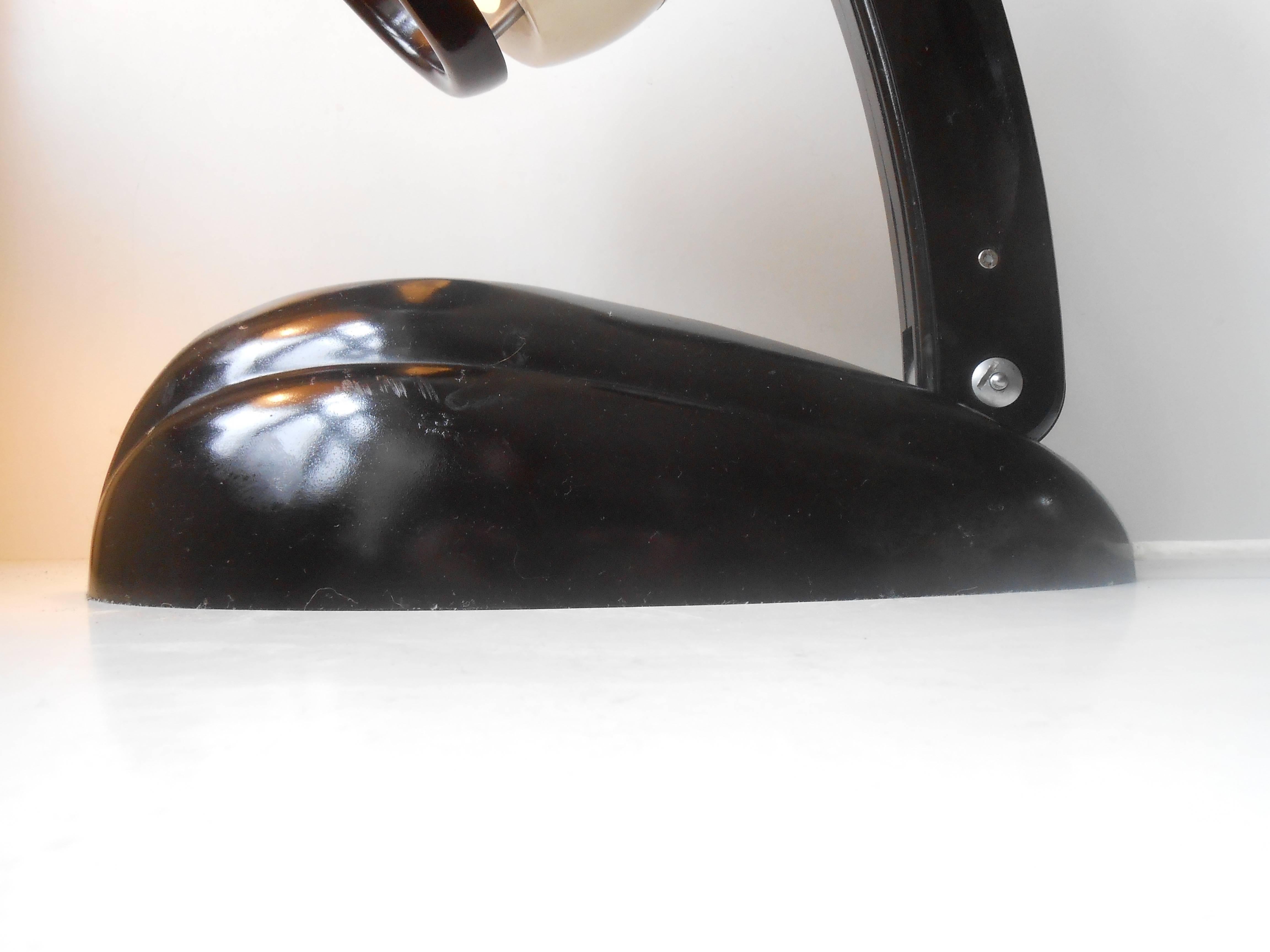 1930s Sollux by Hanau Extra Large Bauhaus Era Table Lamp with Bakelite Clam Base 1