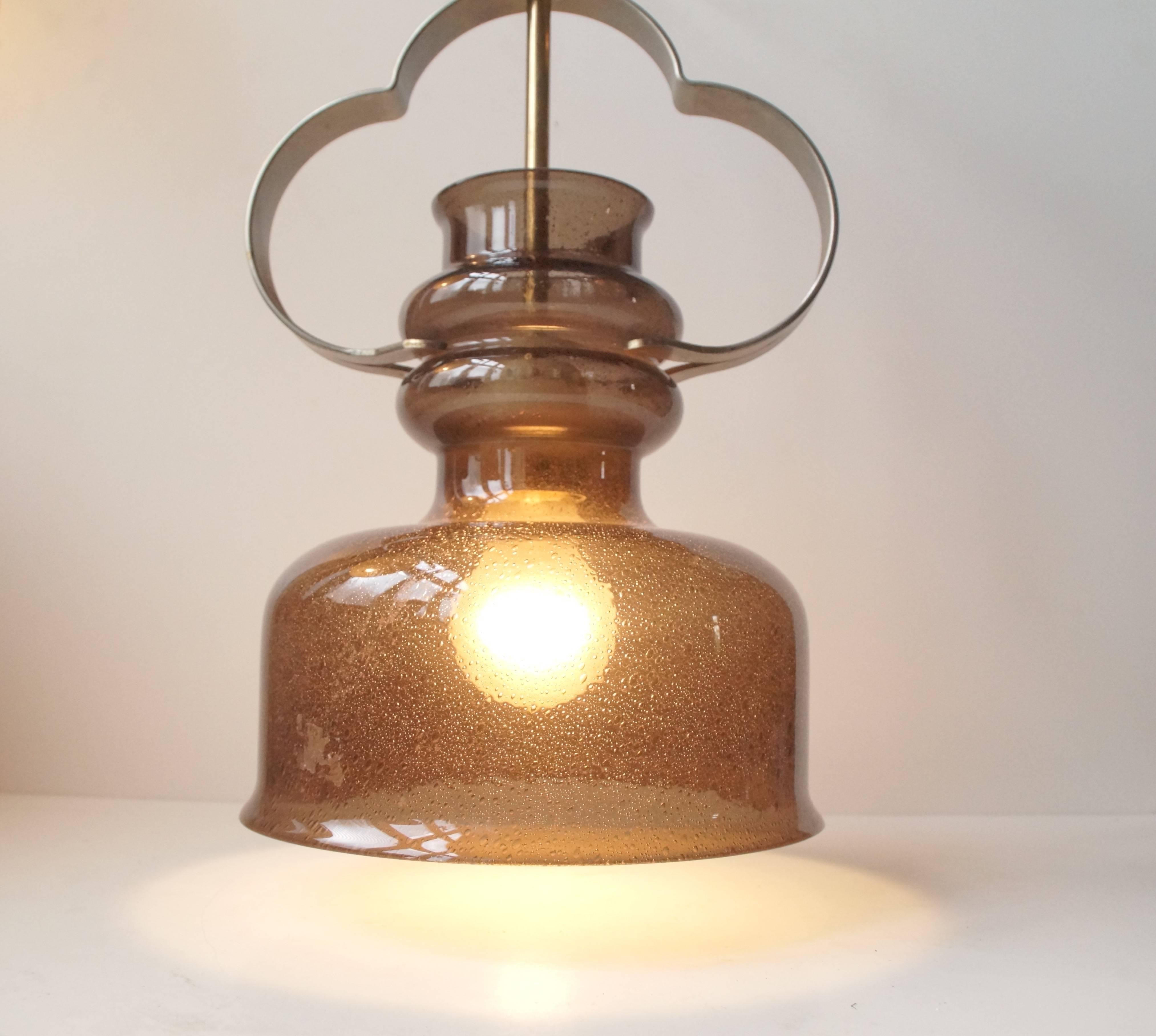 Orrefors 'Three Clover' Pendant Lamp in Smoke Glass, 1960s Swedish, Mid-Century  In Good Condition In Esbjerg, DK