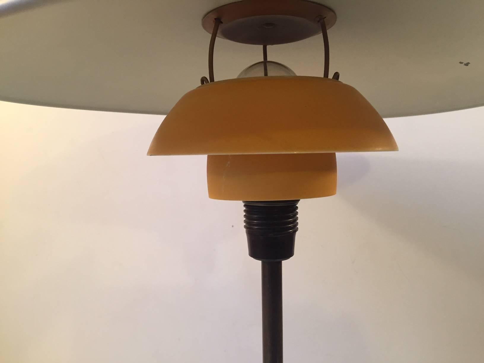 1930s PH 3, 5/2 Table Lamp by Poul Henningsen for Louis Poulsen Denmark In Good Condition For Sale In Esbjerg, DK