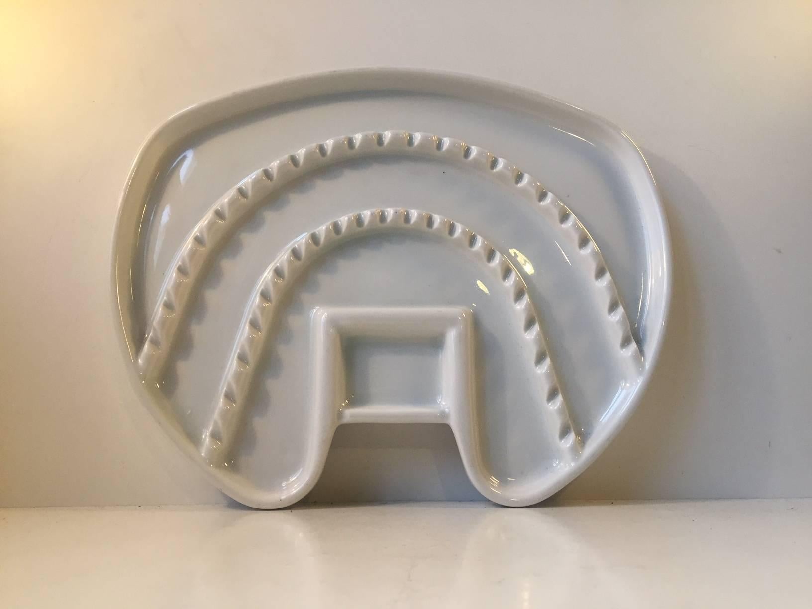 Striking heavy white tooth shaped porcelain tray used by a Dentist in the Southern part of Denmark in the 1930s. Manufactured in Germany probably on order. Beautiful intact Antique condition.
