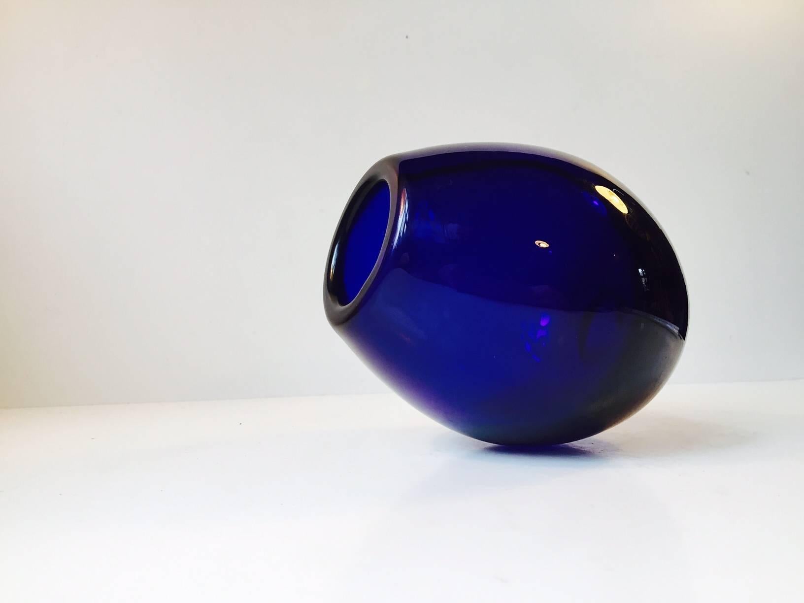 Danish Drop Shaped Cobalt Blue Art Glass Vase, Per Lutken for Holmegaard, Denmark 1960