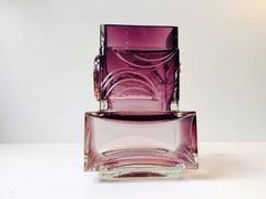 Scandinavian Purple Cubist Glass Vase by Pentti Sarpaneva for Oy Kumela, Finland