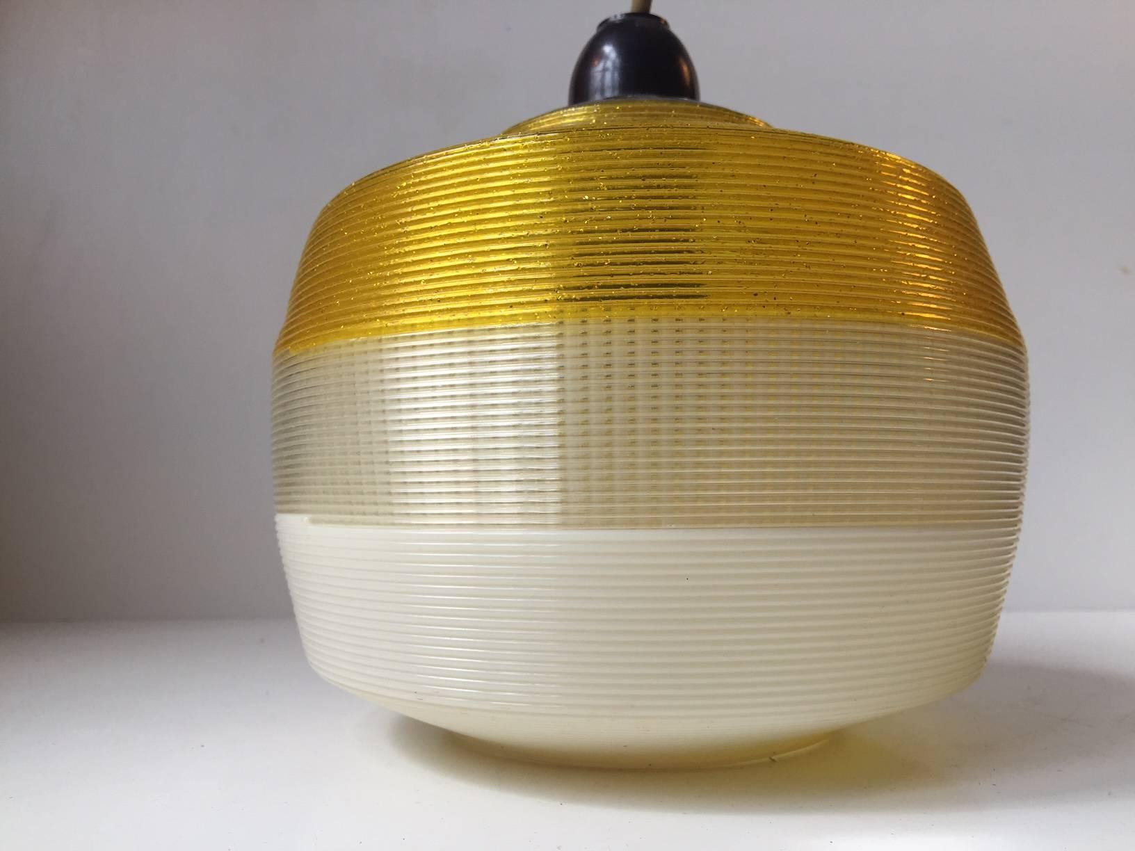 Vintage French Tri-Color Modernist Pendant Lamp by Heifetz Rotaflex, 1960s In Good Condition In Esbjerg, DK
