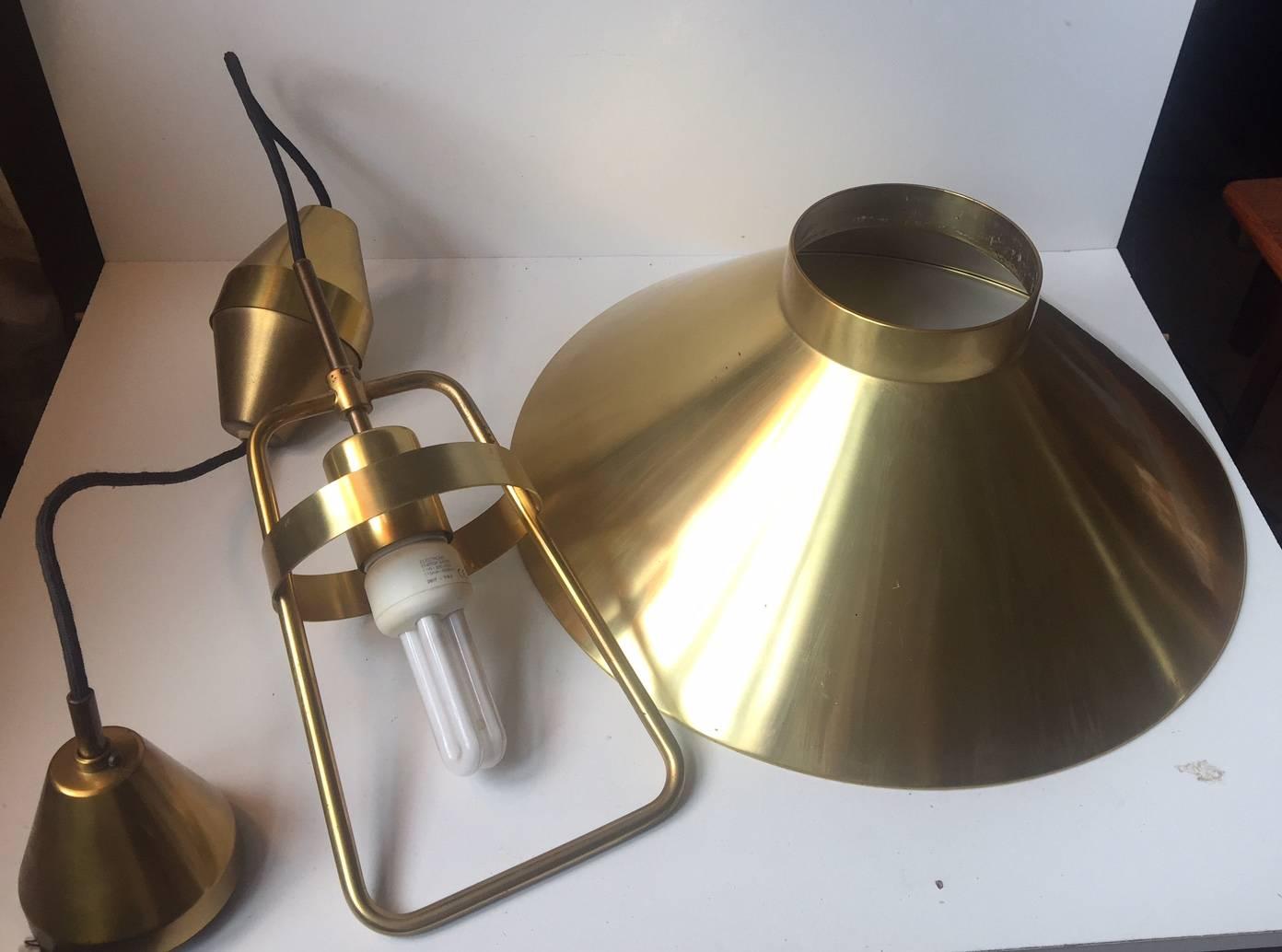 - Solid brass pendant by Fritz Schlegel
- Manufactured by Lyfa in Denmark in the mid-1960s
- Brass mounting bracket with adjustable height and original matching brass canopy
- Model P 295.