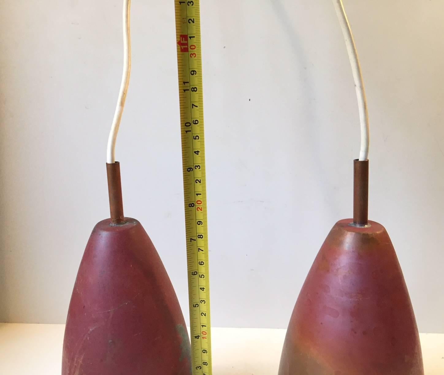 Pair of Midcentury Danish Copper Pendant Lights with Red Patina In Good Condition In Esbjerg, DK