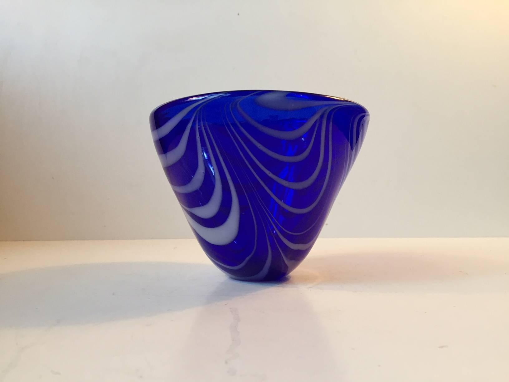 Art Glass Vintage Modernist Blue Spiral Bowl by Torben Jorgensen for Holmegaard, 1980s