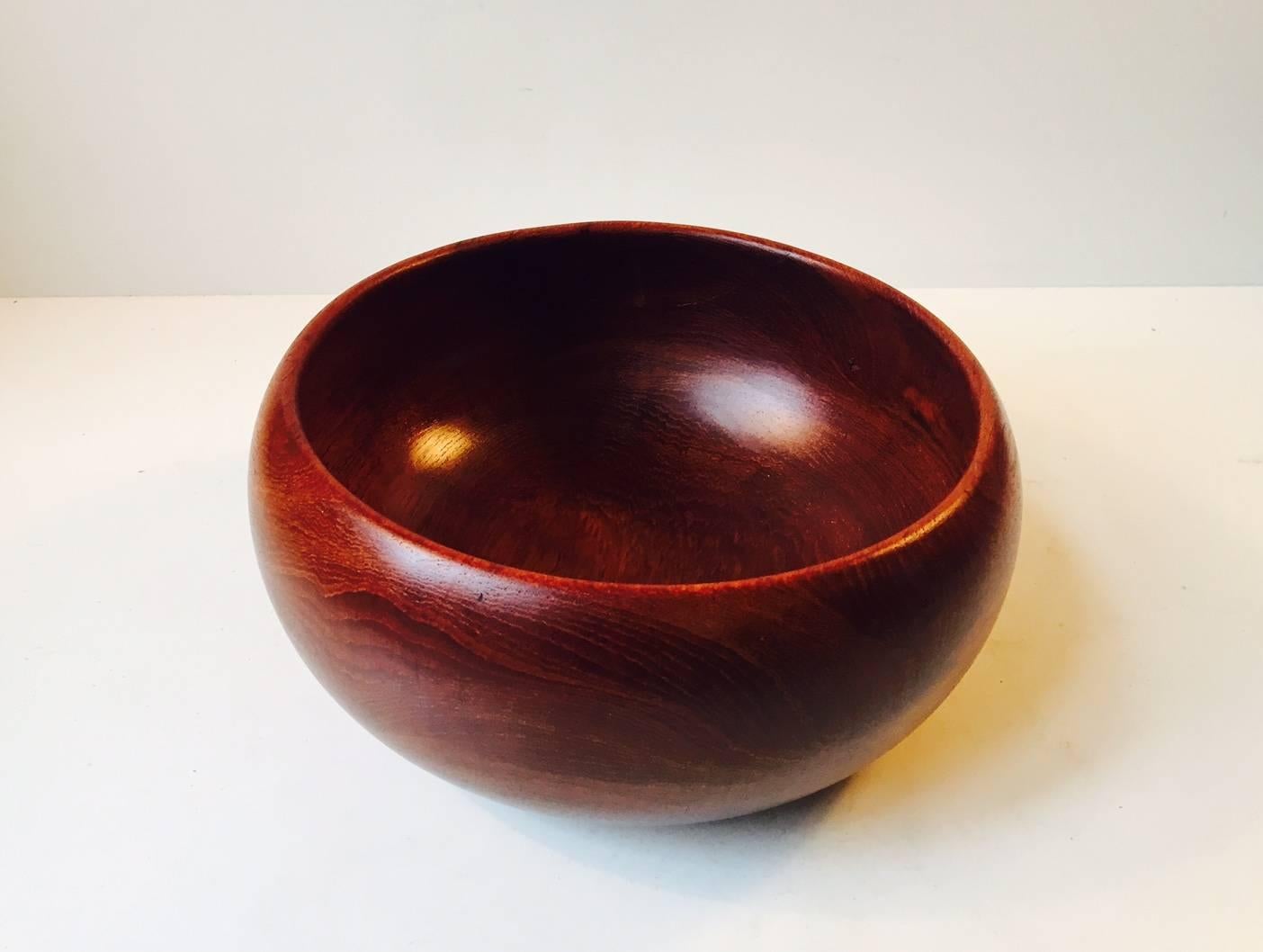 Organically Shaped Danish Mid-Century Teak Bowl by Kay Bojesen, Denmark, 1950s 1