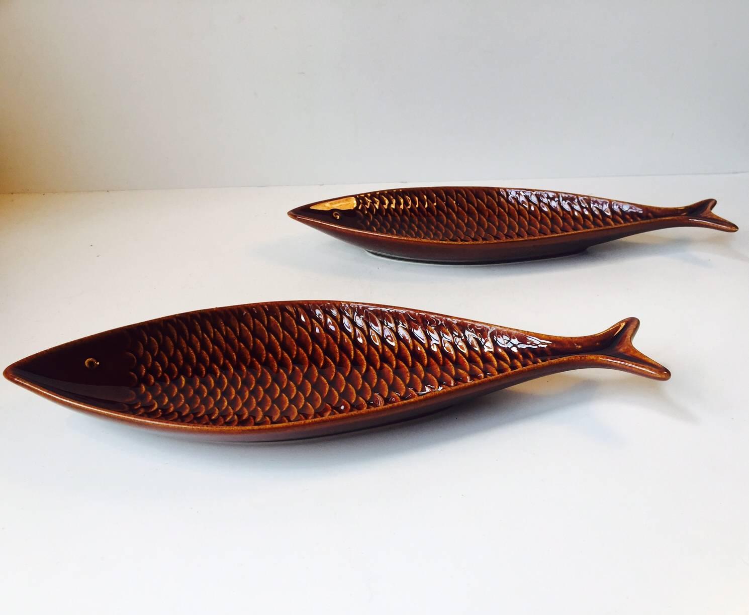 Mid-Century Modern Pair of Ceramic Fish Trays by Stig Lindberg for Gustavsberg, 1960s, Sweden