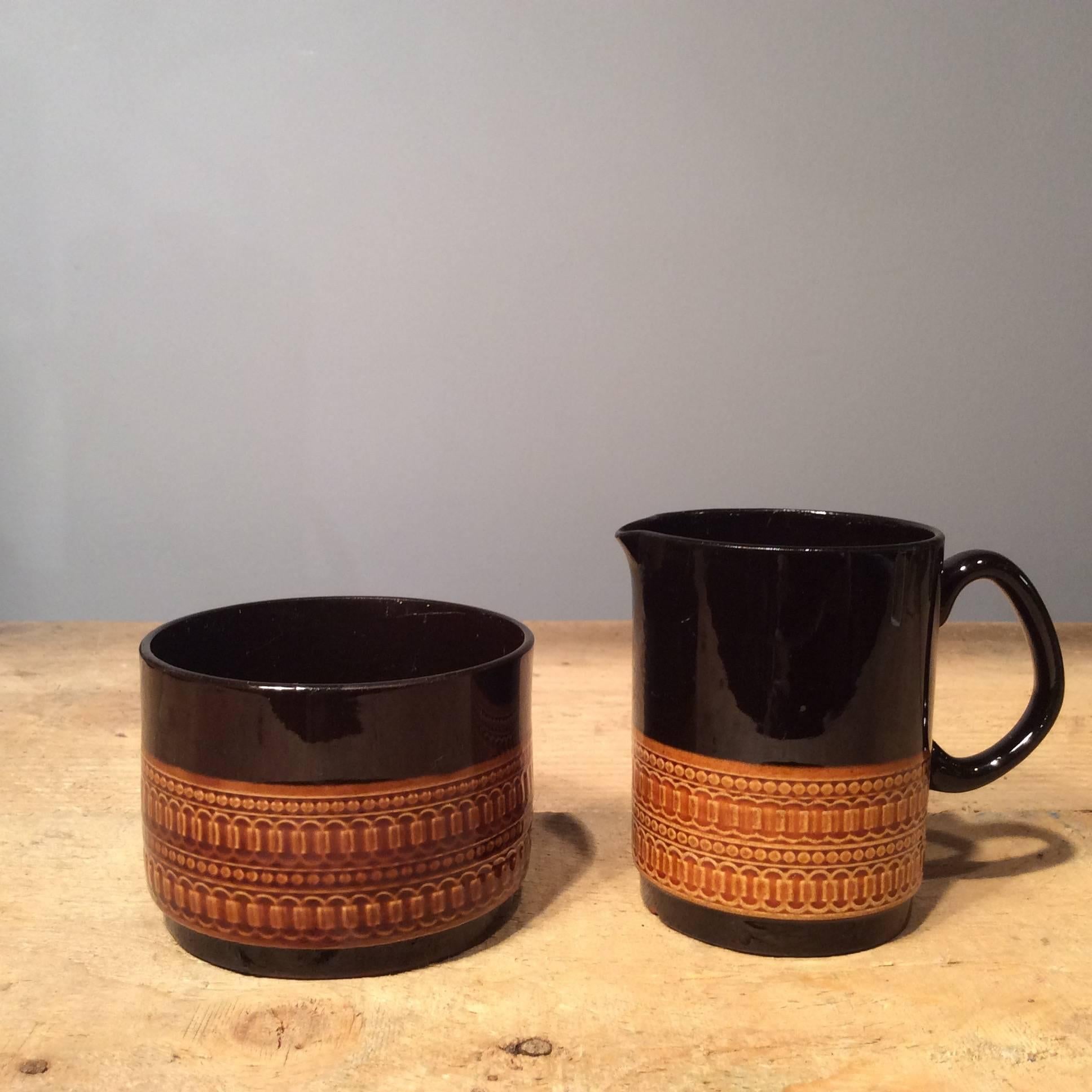 Mid-Century Modern Vintage Coffee Service with Simple Repeat Design For Sale