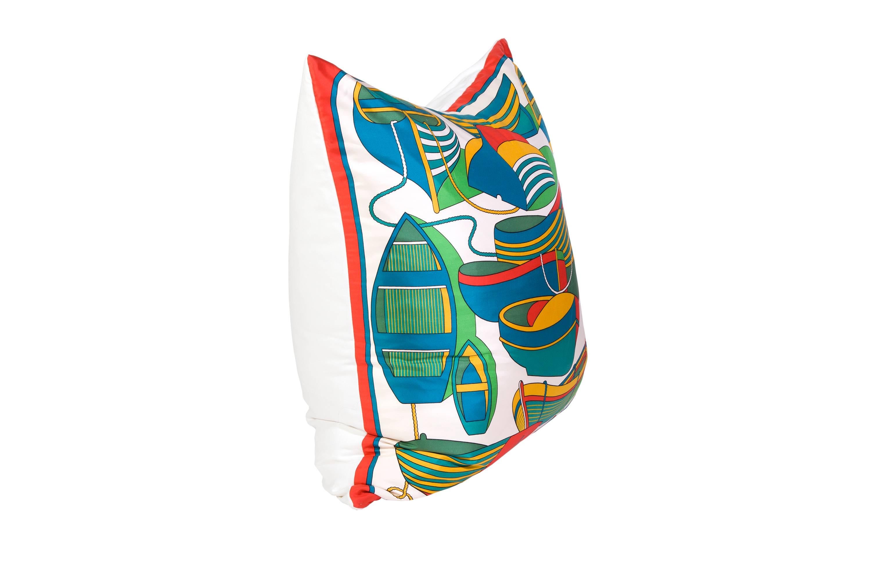 Hermès 'THALASSA' Silk Scarf Pillow with White Cashmere Backing In Good Condition In New York, NY