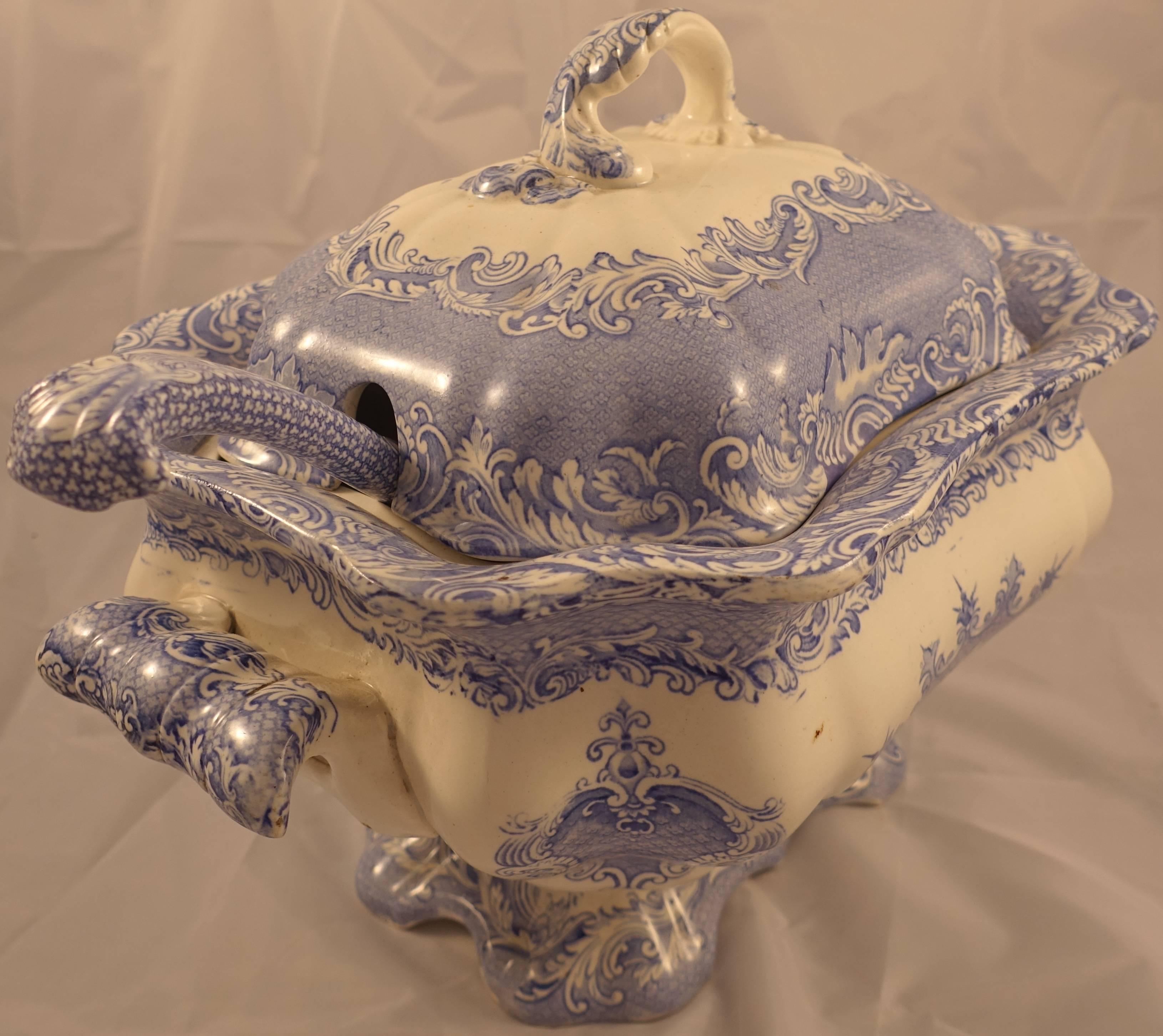 Soup tureen with matching ladle and removable lid. Looks more yellow in the photos than it really is. Color is more white than yellow. 

We have a good selection of blue & white pottery. Please inquire if interested.