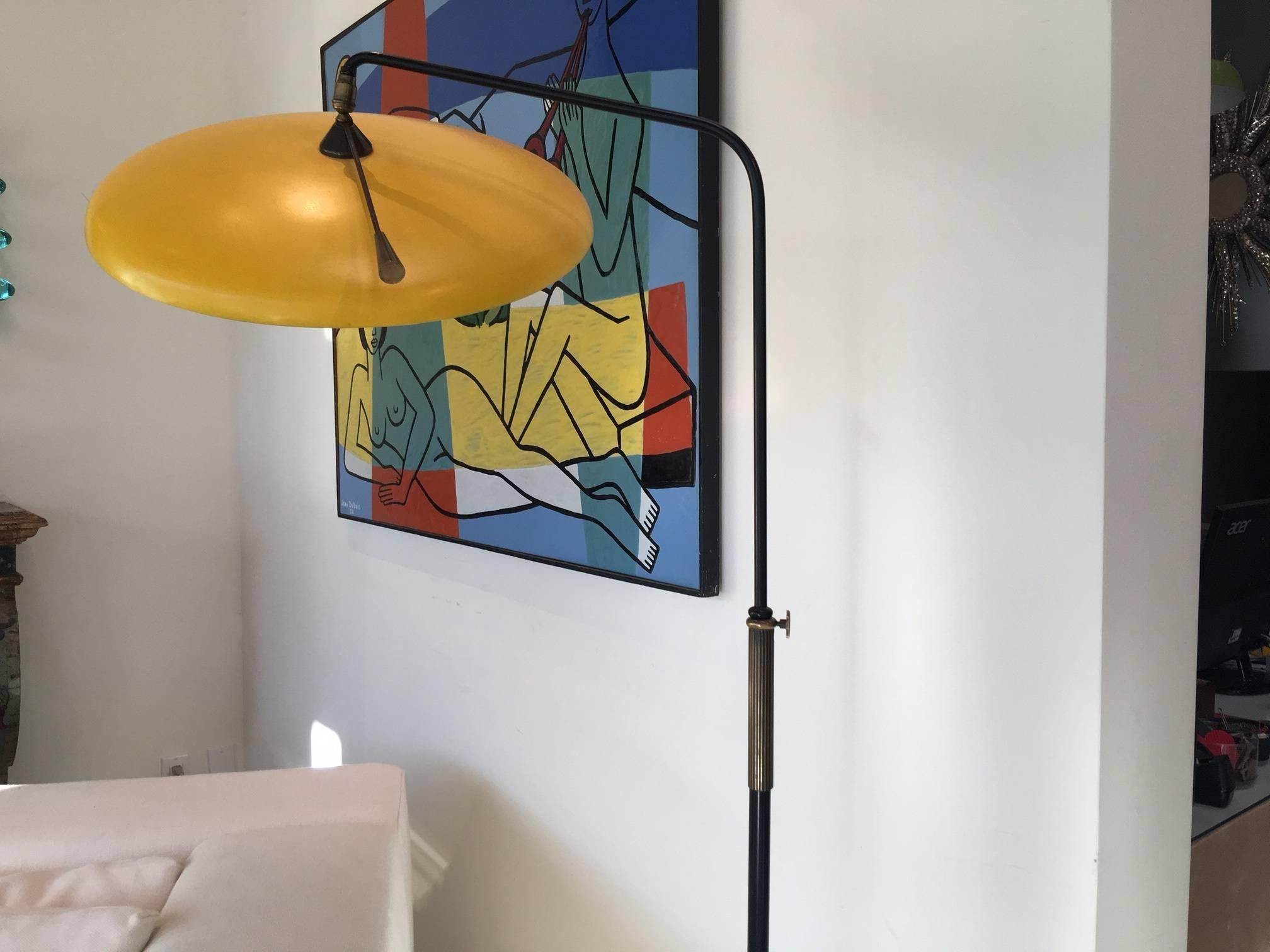 Mid-Century Modern.
Metal and brass combination.

France,
1950-1959.
 