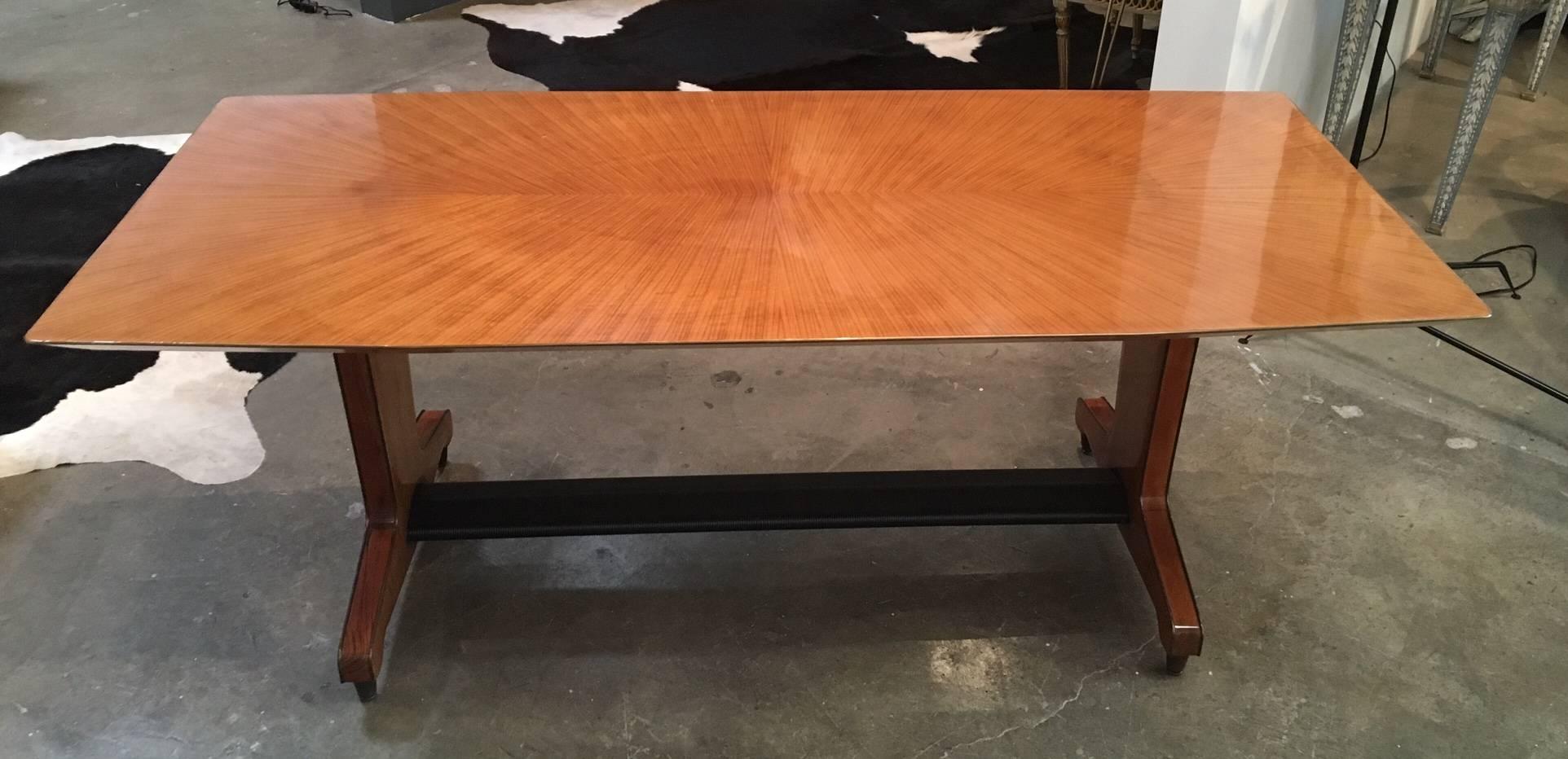 Osvaldo Borsani Table In Good Condition For Sale In Los Angeles, CA