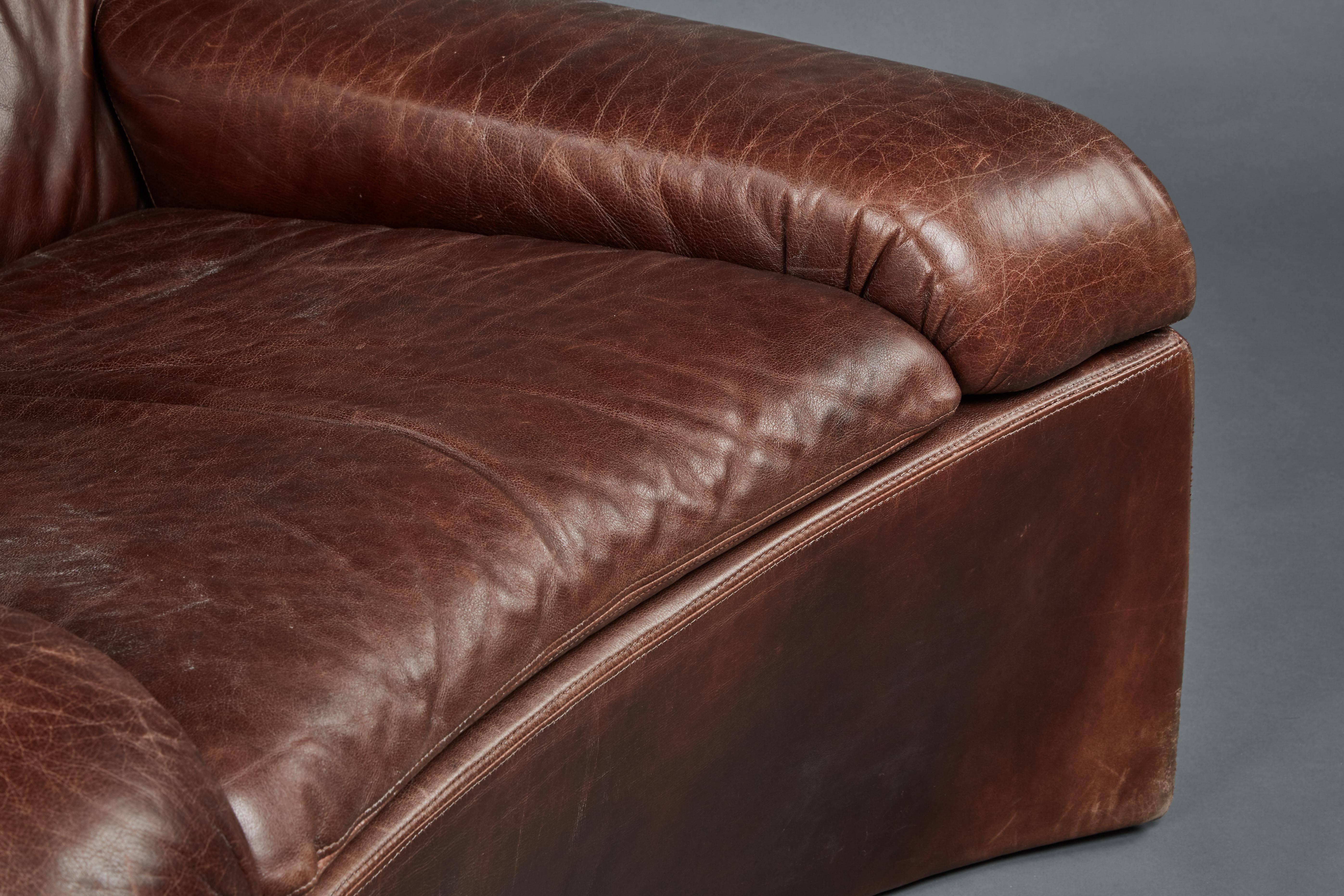 Leather Vela Alta Chair by Giovanni Offredi for Saporiti For Sale