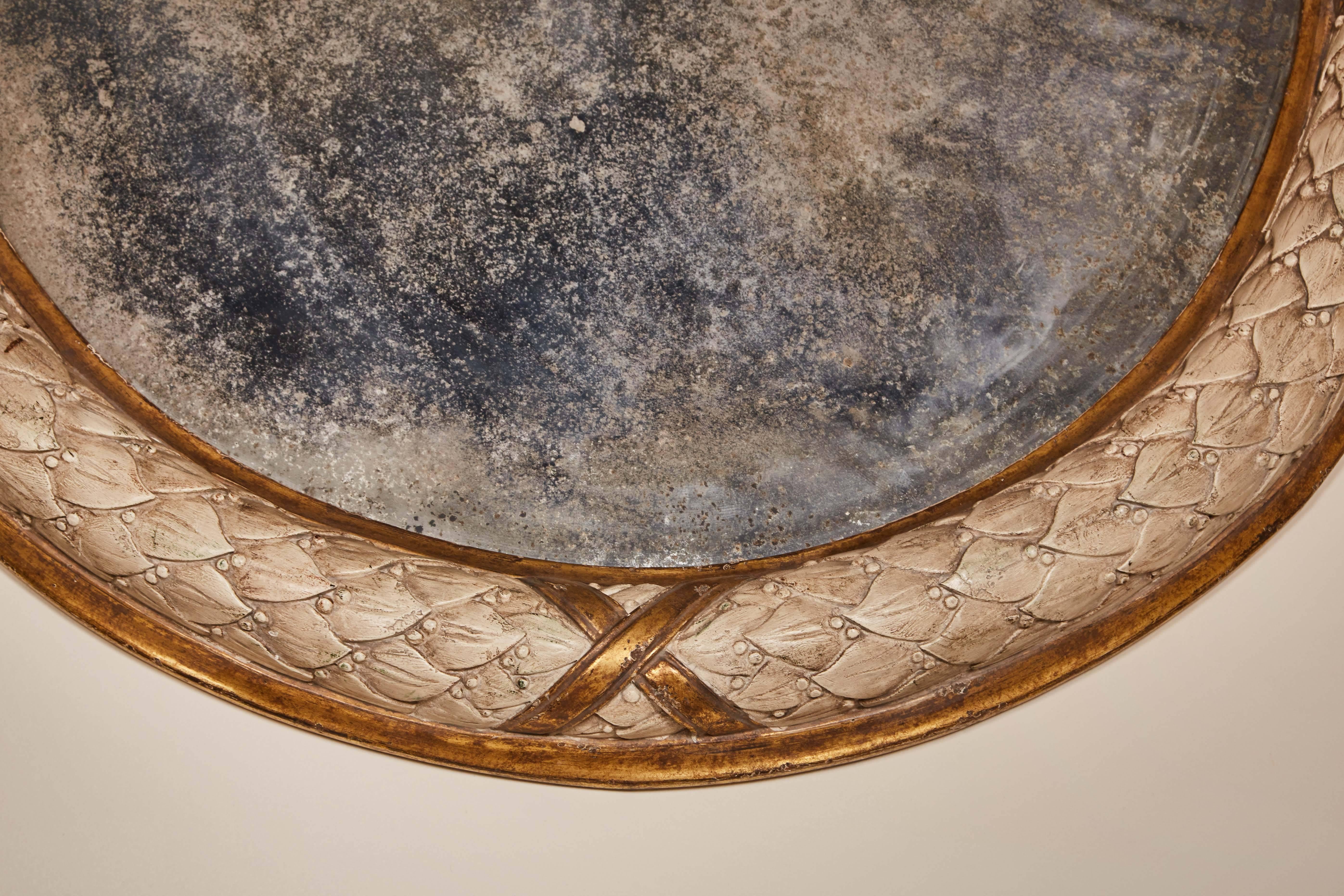 Wood Pair of 20th Century Carved Circular Mirrors For Sale