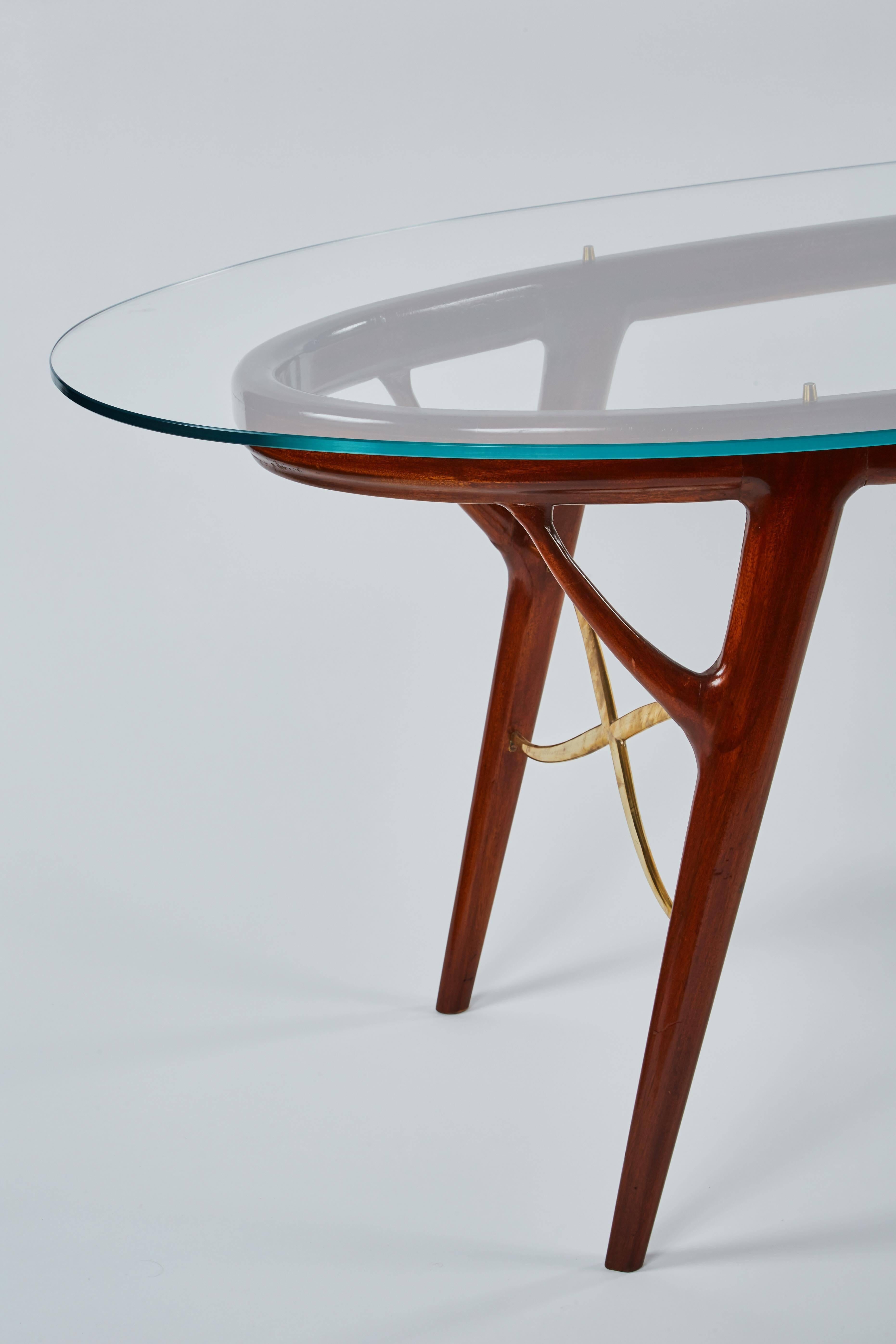 20th Century Striking Oval Table by Ico Parisi For Sale