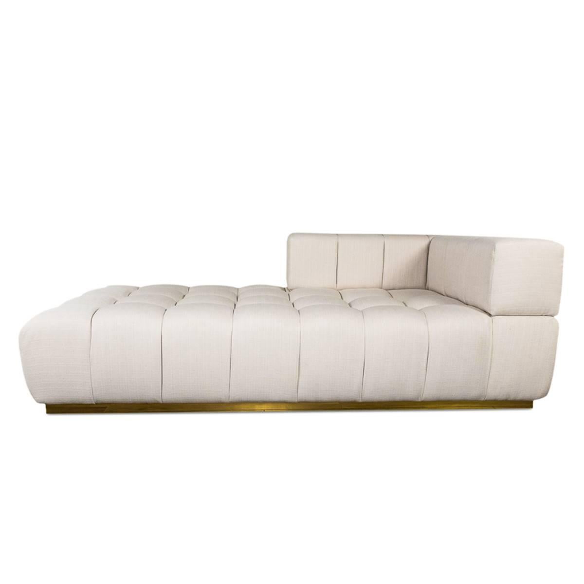 Relax in style and unparalleled comfort in our new daybed. The luxurious tufting and laid back Silhouette is begging for a day in, lounging with a book or a cocktail. 

Dimensions:

84