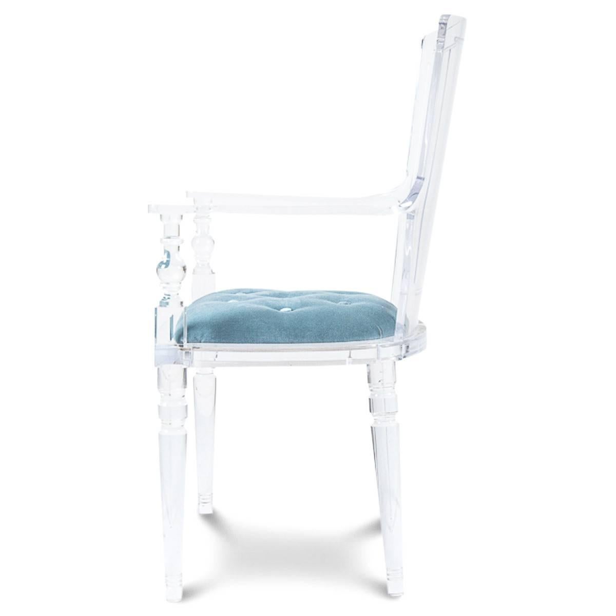 Perfect companion to your set of Lucite / acrylic furniture pieces. These Lucite armchairs is built with Velvet seats that gives its luxurious look.

Dimensions:

23.5