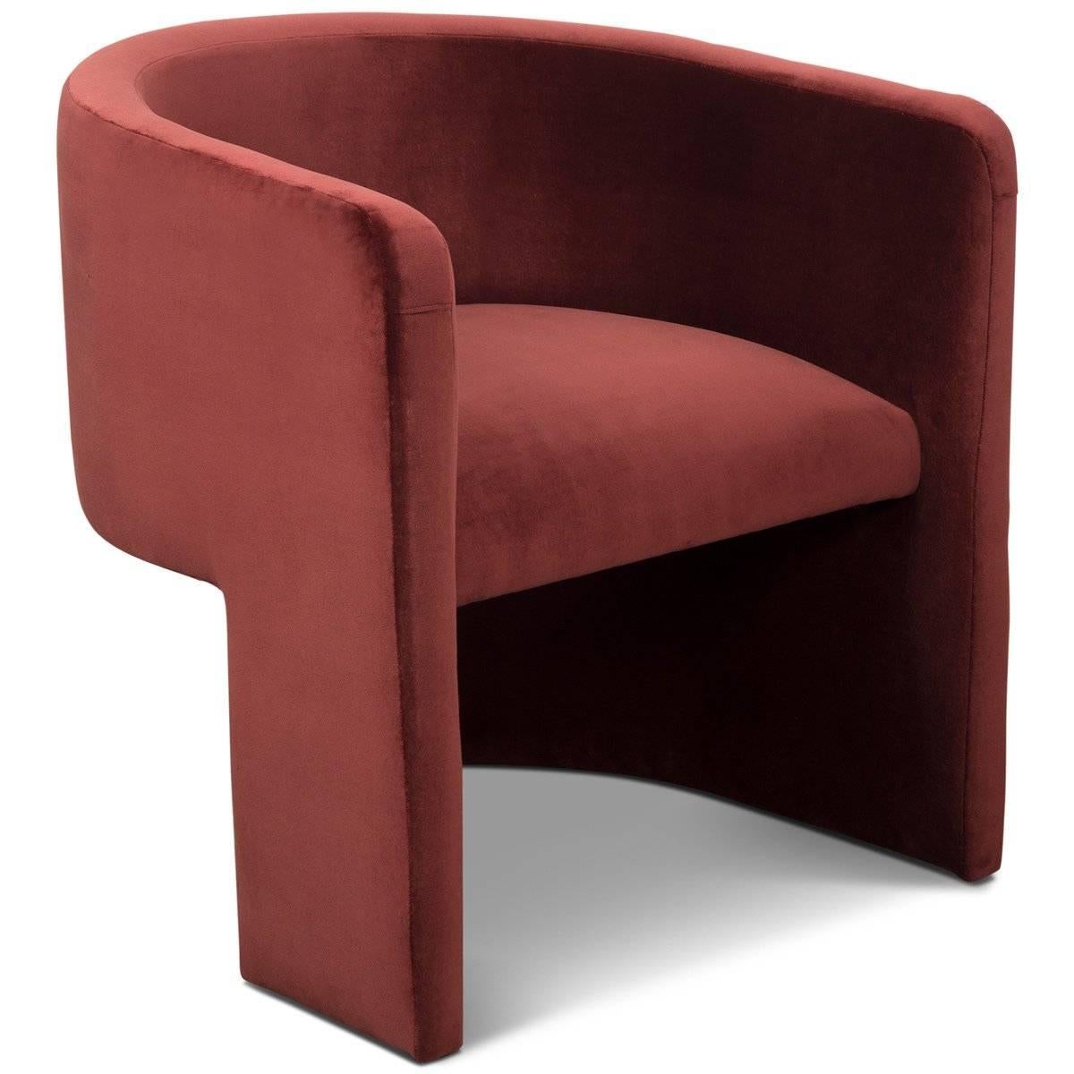 Like its namesake island in the Caribbean, the Martinique occasional chair in velvet is beautiful, refreshing, and unforgettable. Smooth curves are punctuated by a striking section of negative space making the Martinique occasional chair appear