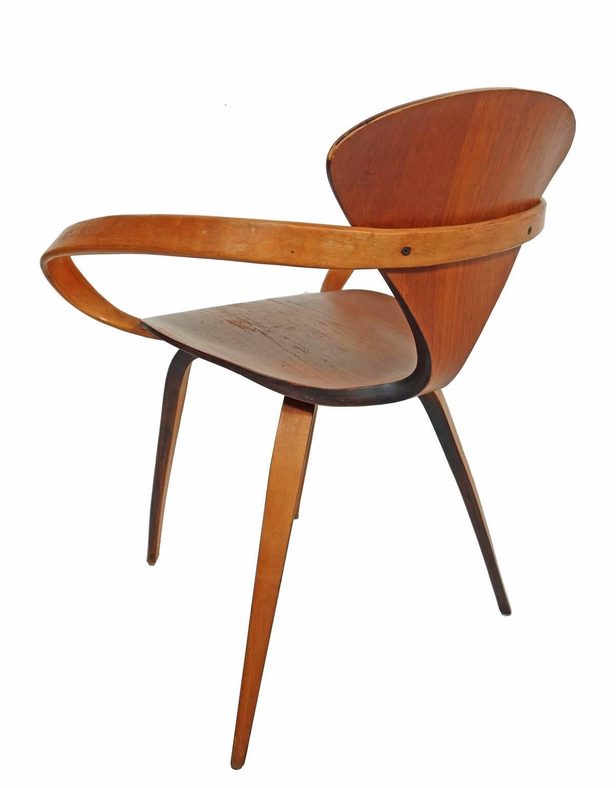 Mid-Century Modern Norman Cherner Chair for Plycraft -Teak and Beach