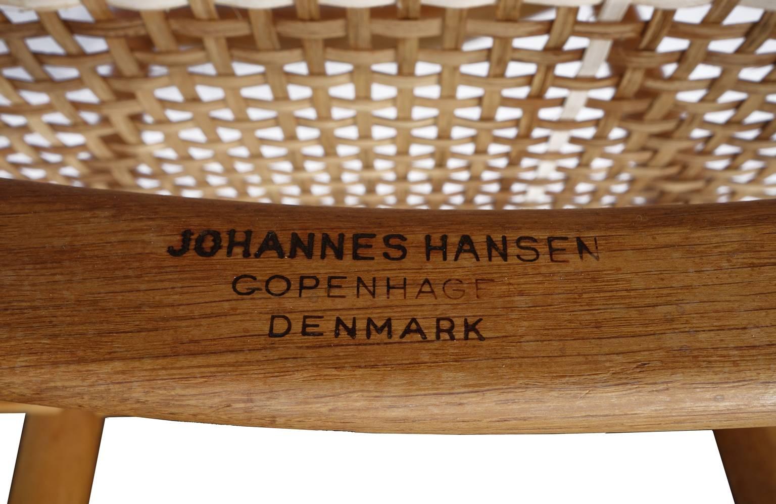  Hans J. Wegner Round Chairs in Oak 2