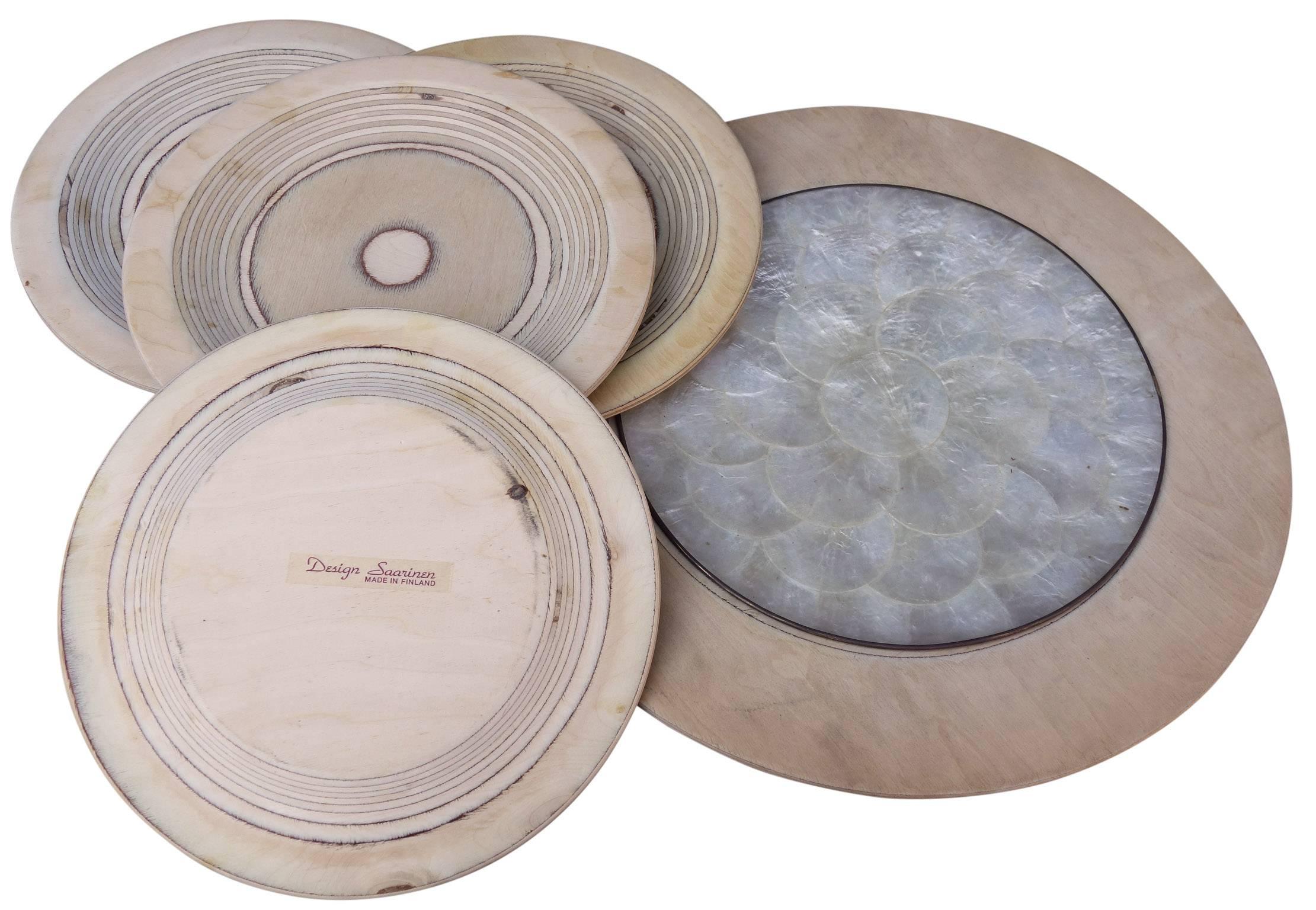Mid-Century Modern Mid-Century Saarinen Turned Wood Plates and Charger For Sale