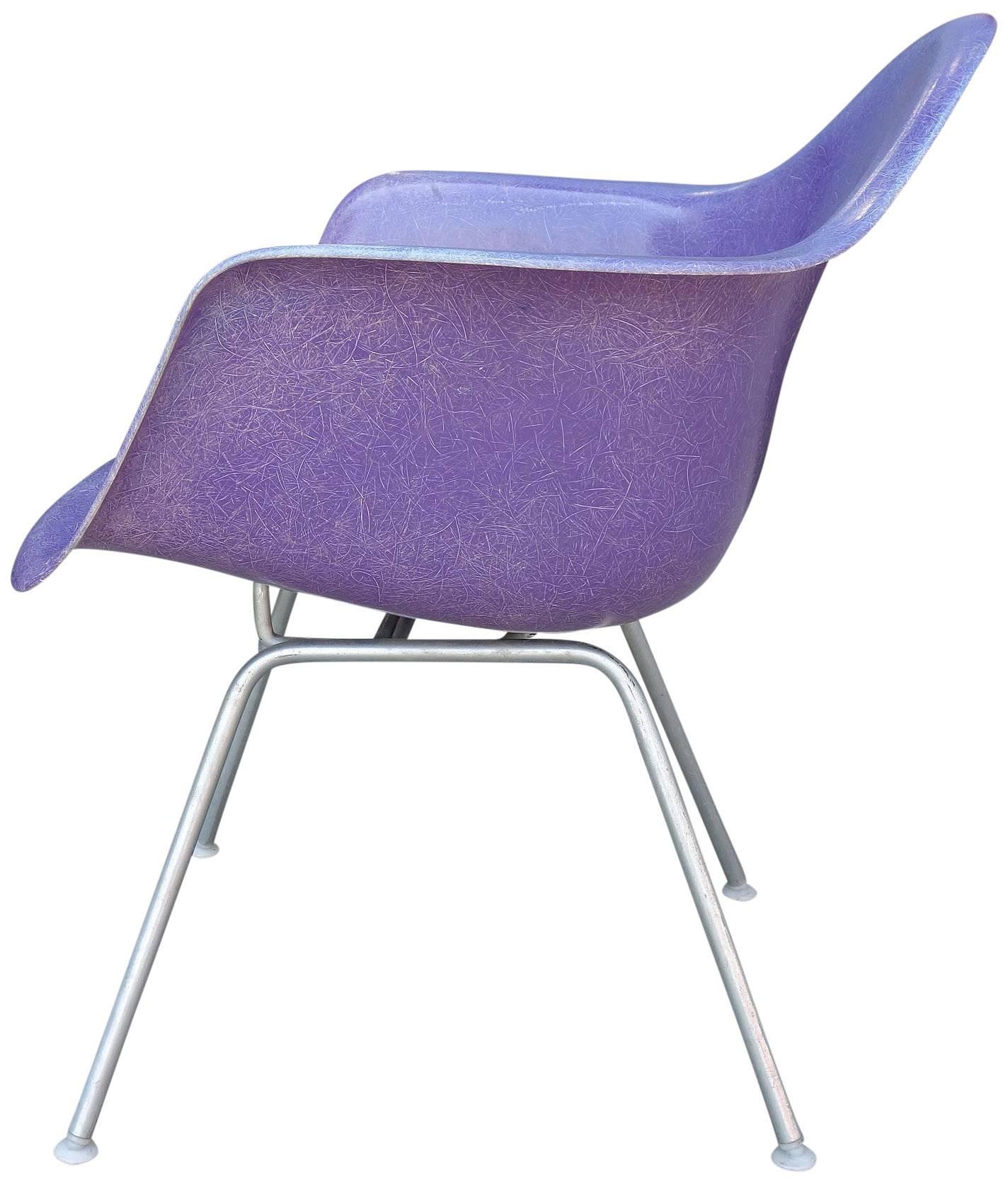 Mid-Century Eames LAX lounge armchair in rarest purple color

The rarest color known. In fact only 10 chairs in this color have been documented and most are in private collections. For many years it was a rumor that they existed. Many collectors