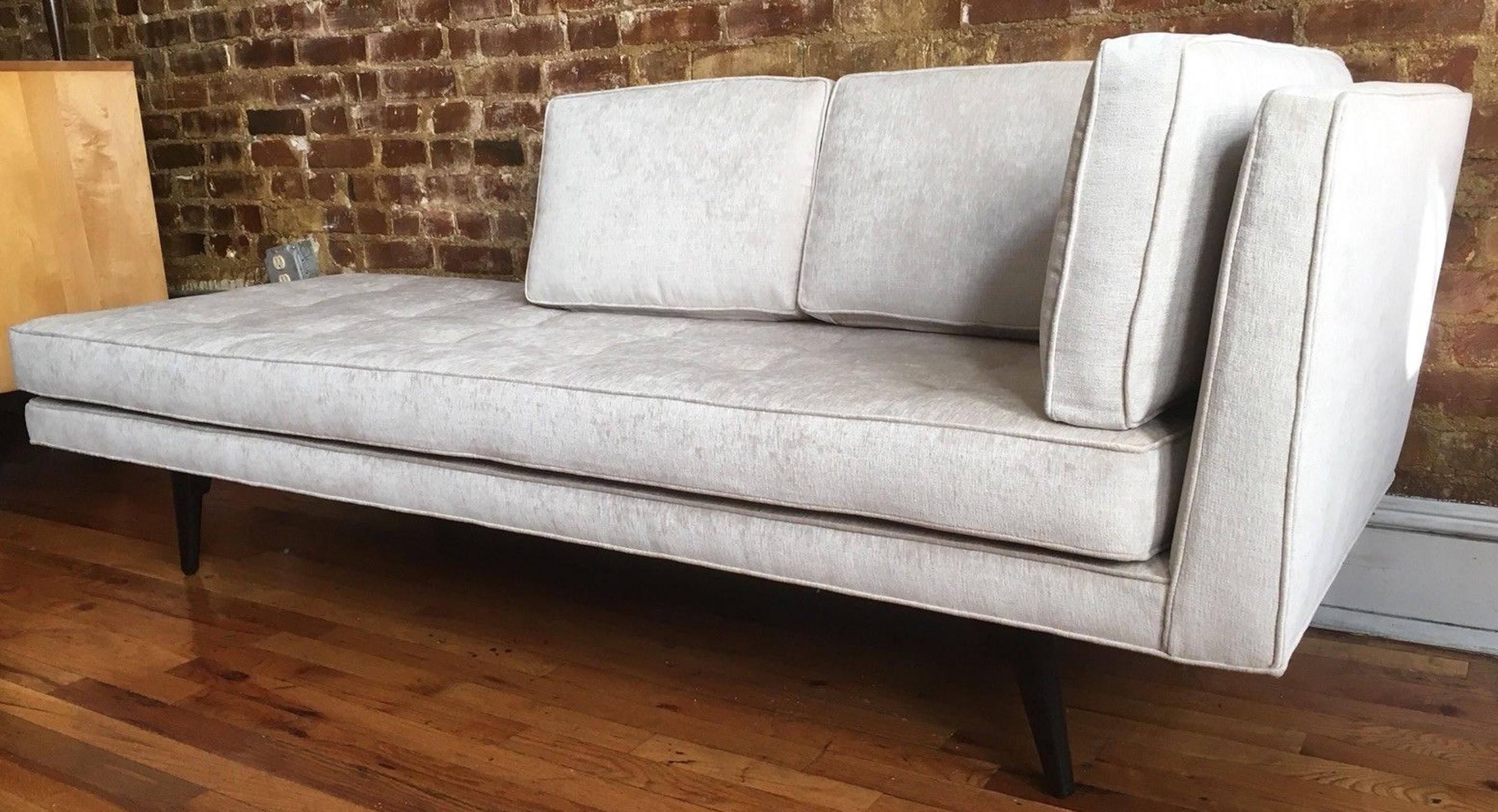 American Midcentury Edward Wormley for Dunbar Chaise Lounge