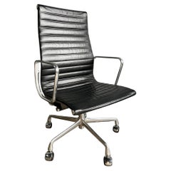 Chaises de groupe à haut dossier en aluminium Eames pour Herman Miller