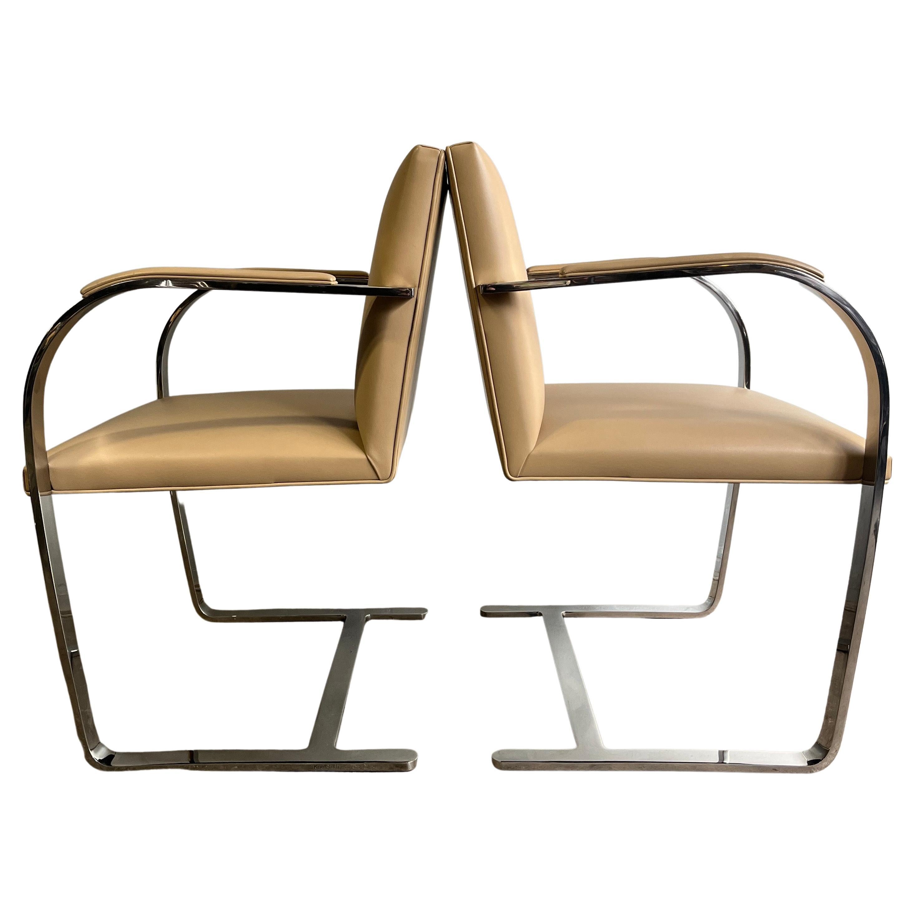 Superbes fauteuils Brno en acier inoxydable et non chromé de Knoll en vente