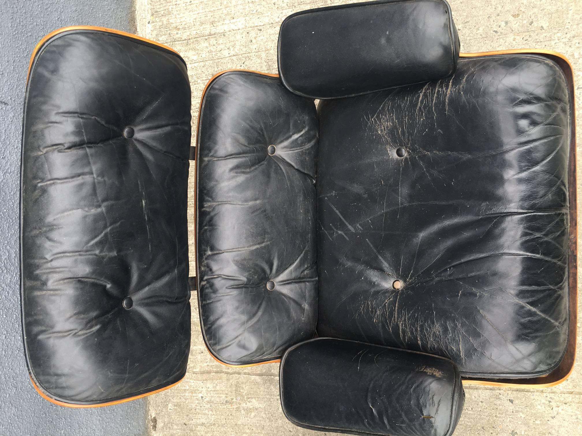 Mid-Century Modern Eames Lounge Chair for Herman Miller in High Contrast Brazilian Rosewood