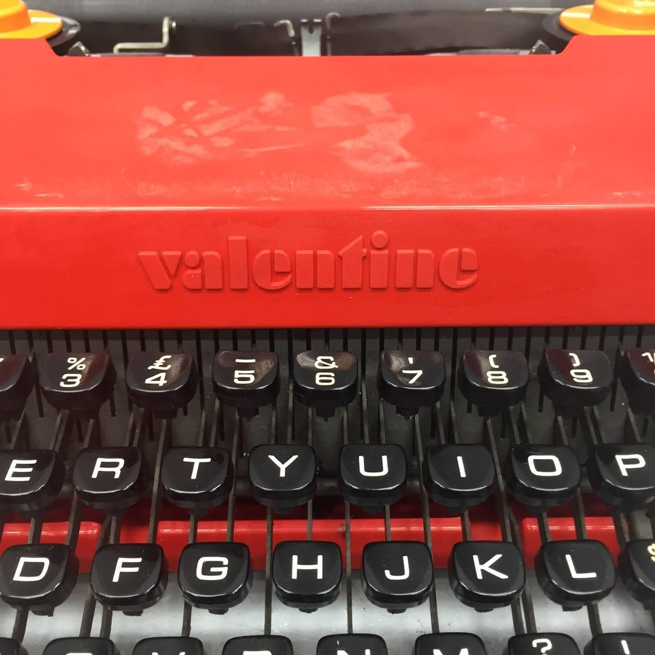 Olivetti Valentine Typewriter by Ettore Sottsass and Perry King 3