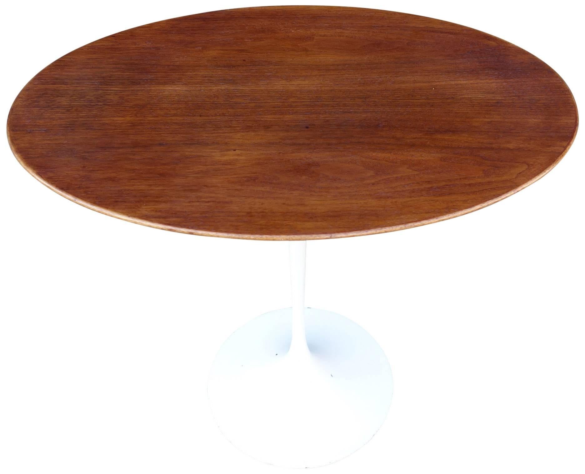 American Mid-Century Saarinen Tulip Side Table for Knoll