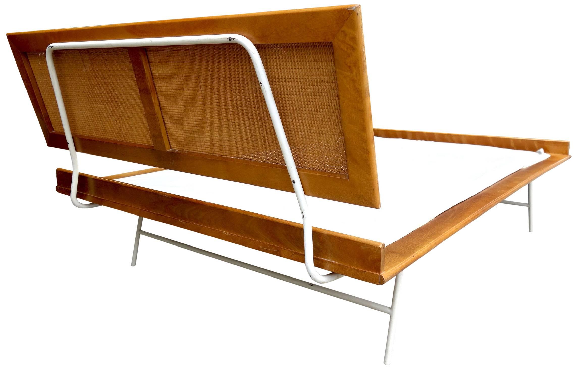 For your consideration is an original George Nelson for Herman Miller Thin Edge full size bed. The cane is in very good condition with the white metal frame showing wear from normal use. Overall a fine example and exceedingly rare, 1950s

Platform