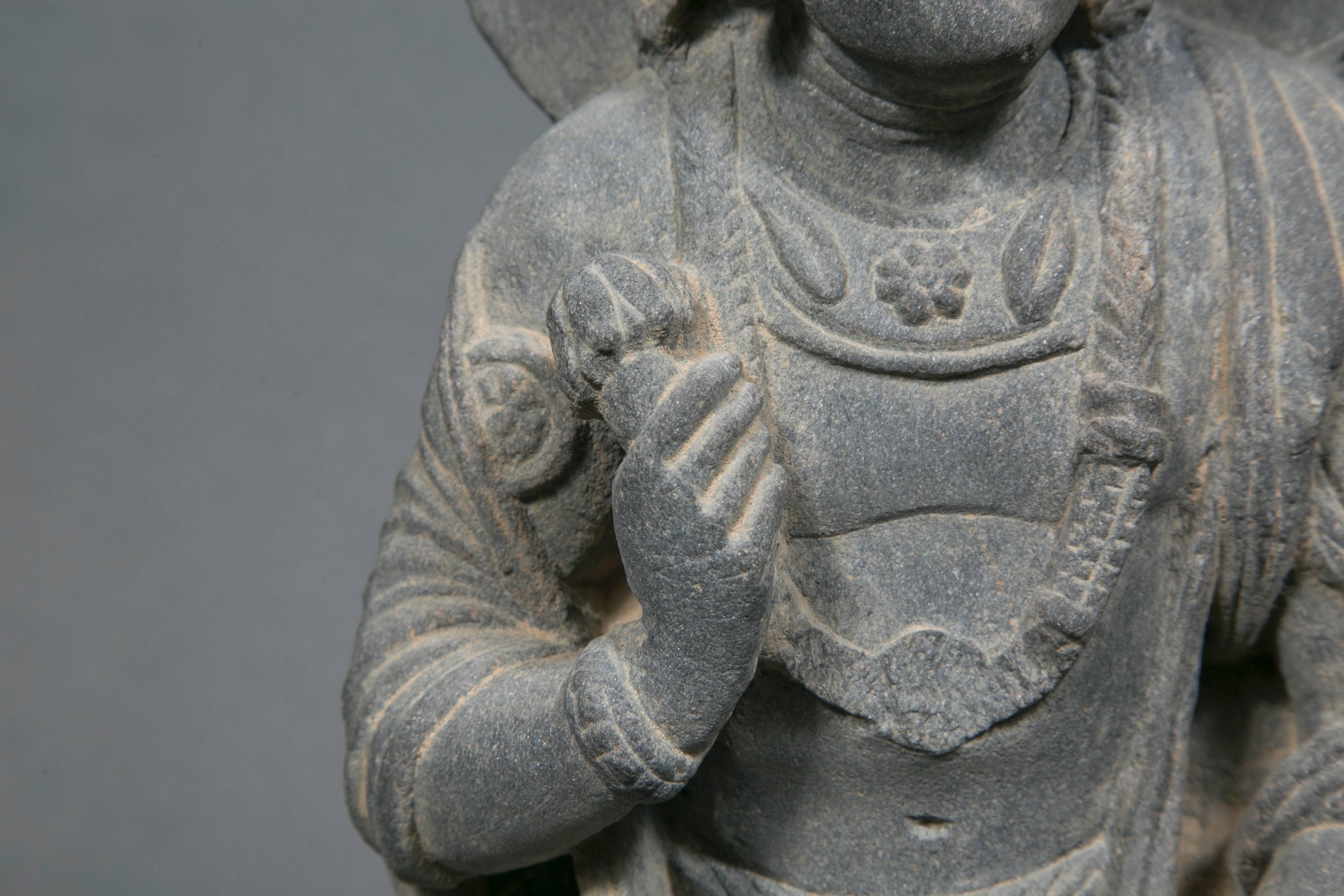 Bodhisattva in Gray Schist, Art of Gandhara, 2nd-4th Century J.C For Sale 2