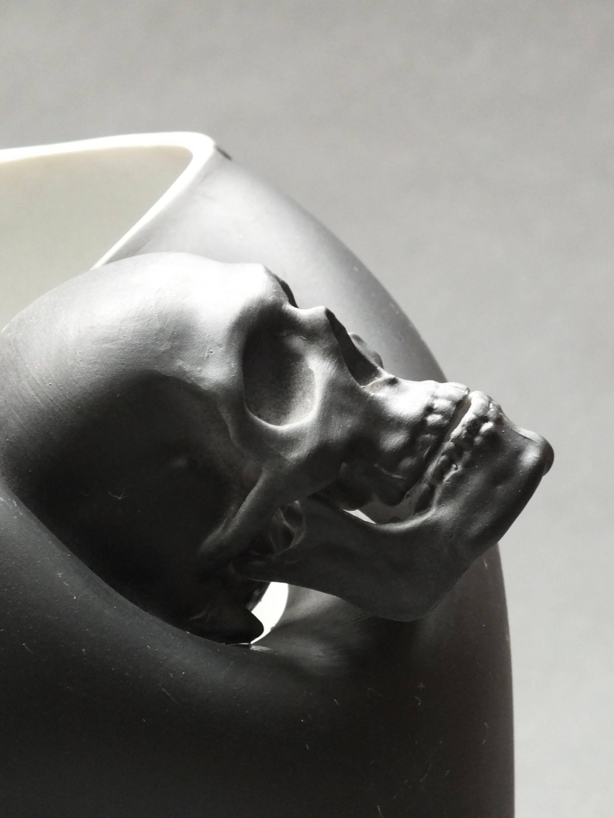 Limoges Porcelain Vase with Skulls by Alexandre Nicolas, France, 2013 For Sale 2