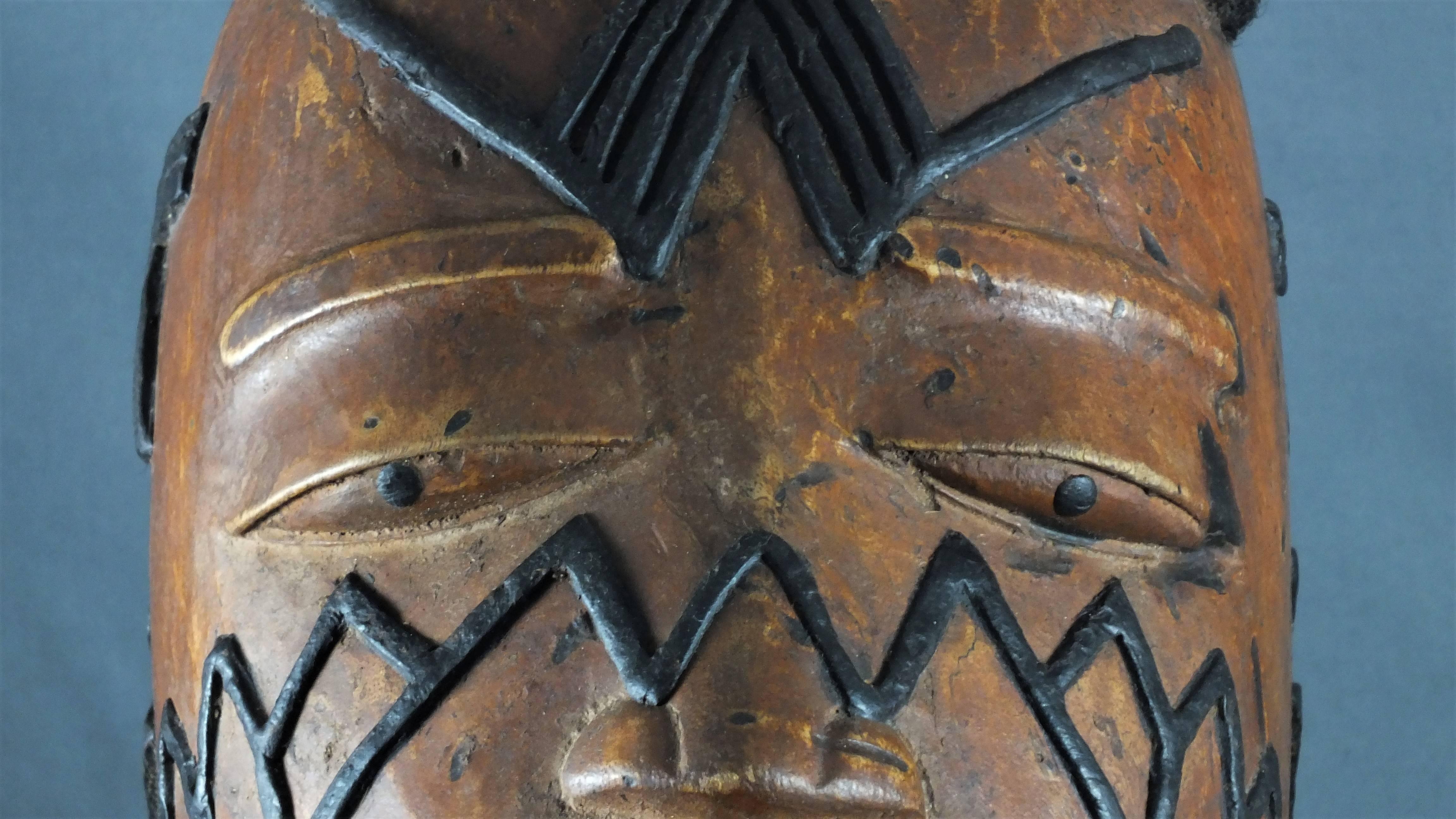 Wood Makonde Mask, Tanzania East Africa, Early 20th Century For Sale