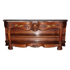 Consolle a buffet in noce finemente intagliata in stile barocco francese del XIX secolo Luigi XV