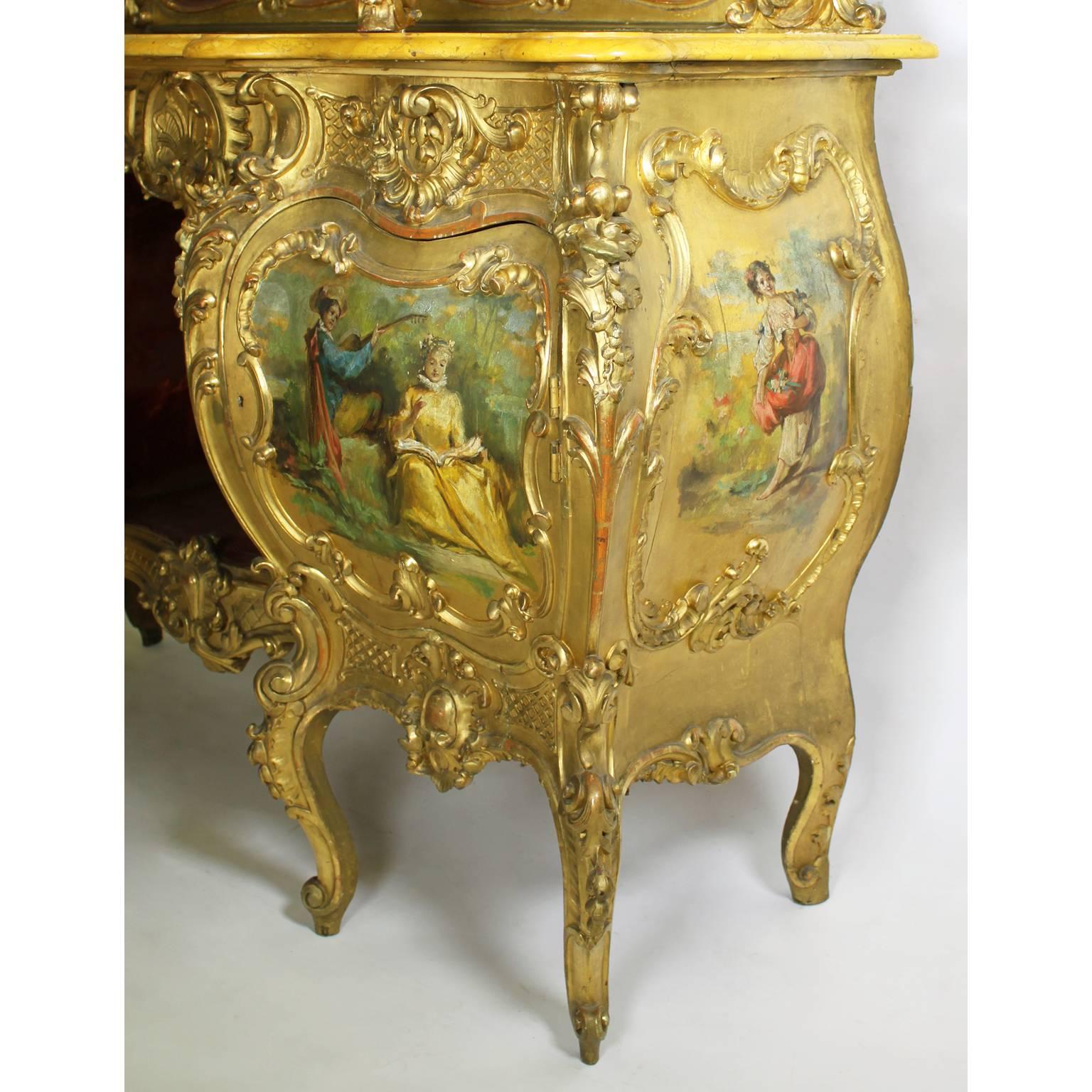 Crédence vénitienne du XIXe siècle en bois doré sculpté de style Vernis Martin décorée en vente 1