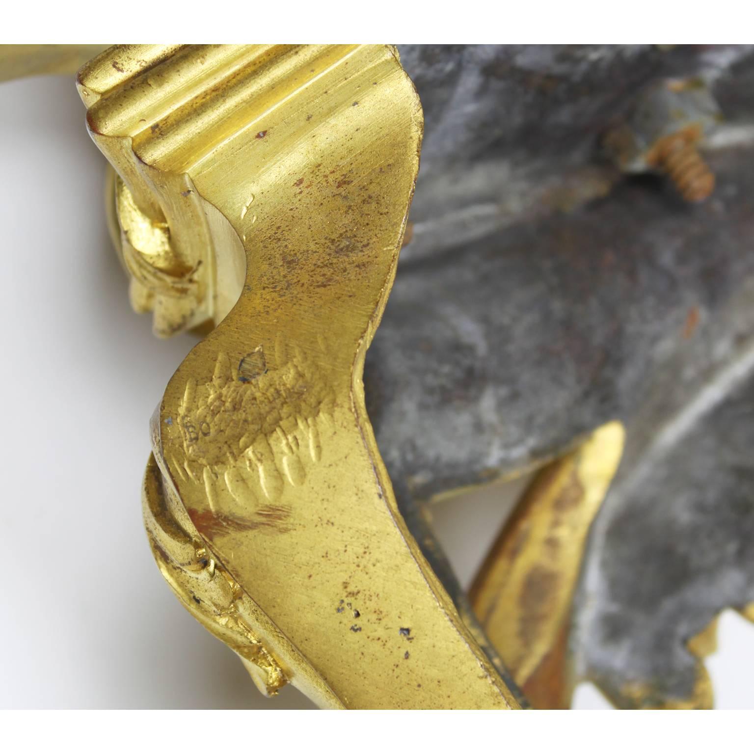 Paire de chenets français de style Louis XV du XIXe siècle en bronze doré par Bouhon Frers en vente 4