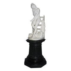 Scultura in marmo di Carrara del XIX secolo di Emilio Fiaschi che va a nuotare